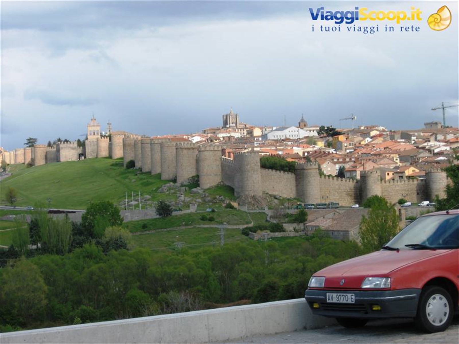 panoramica con utilitaria