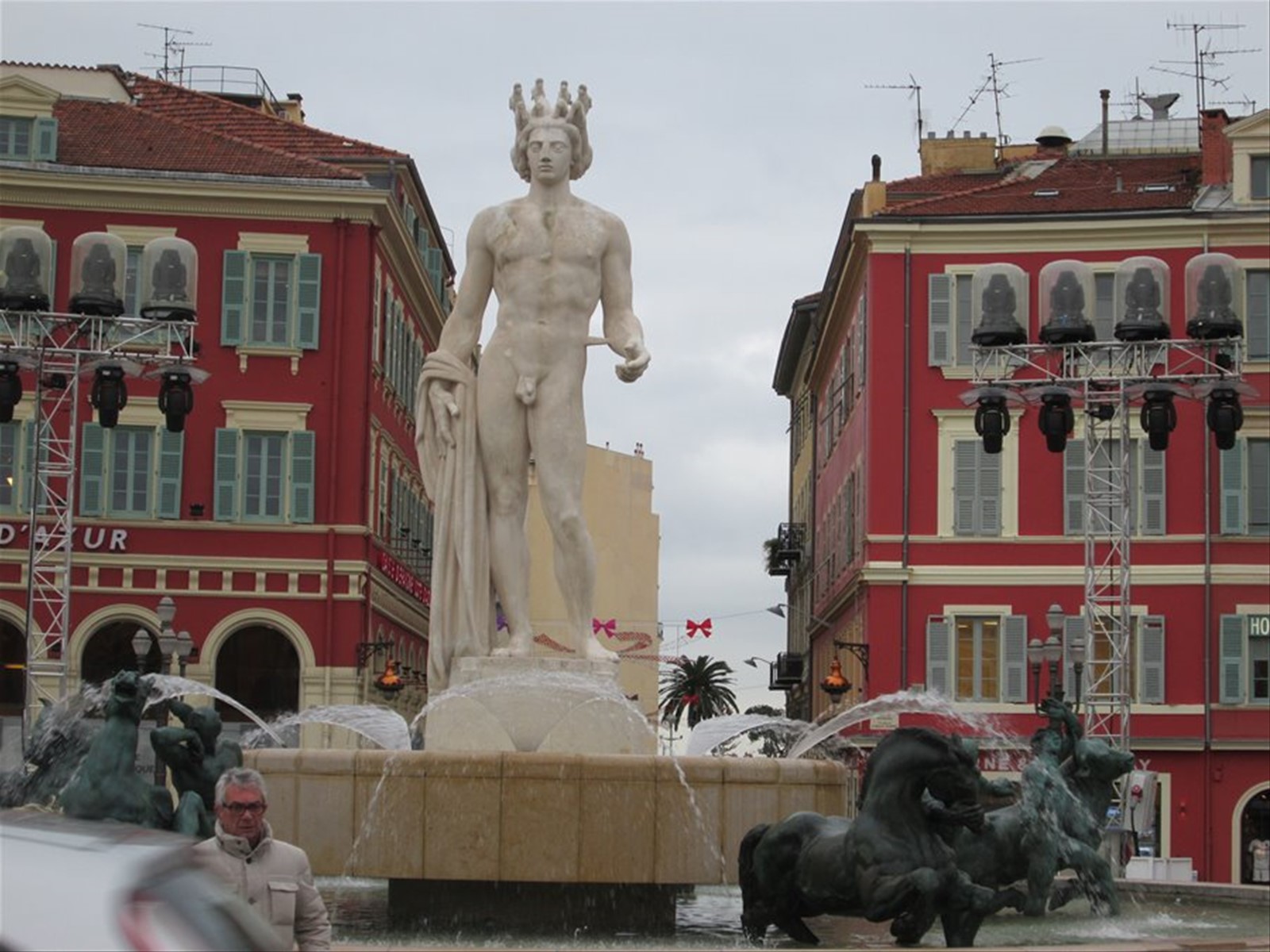 un angolo di place massena