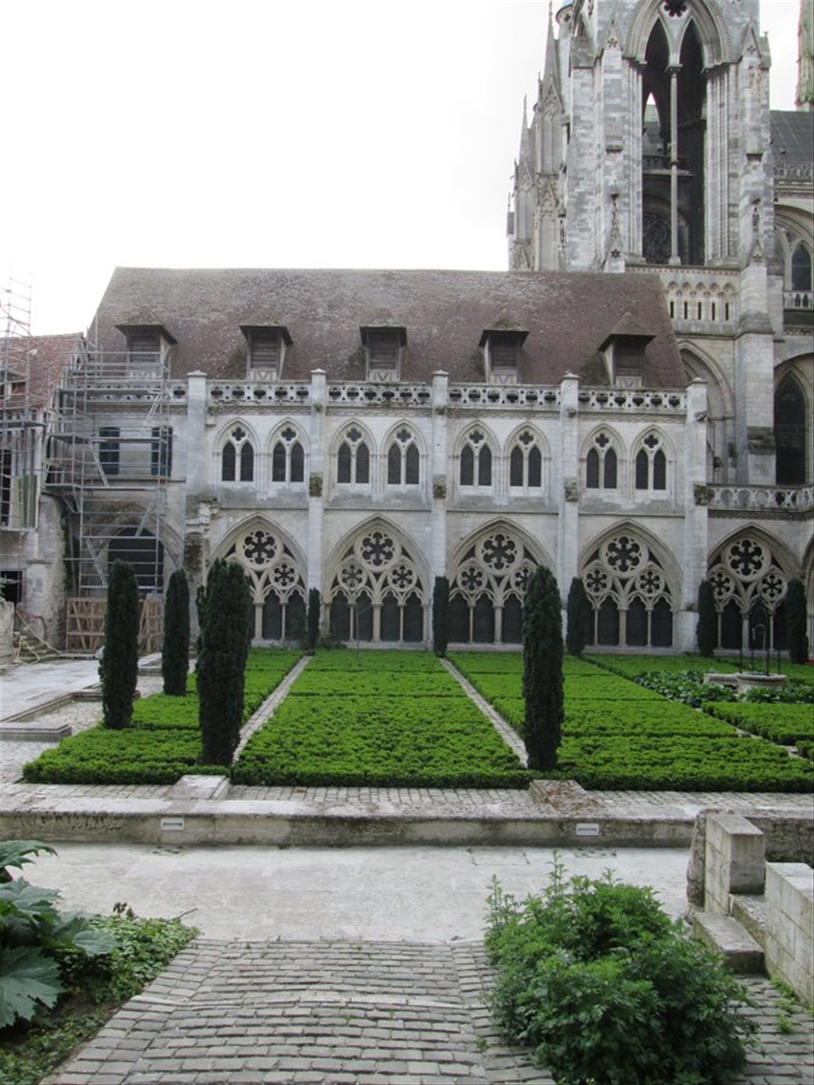 ST. Ouen