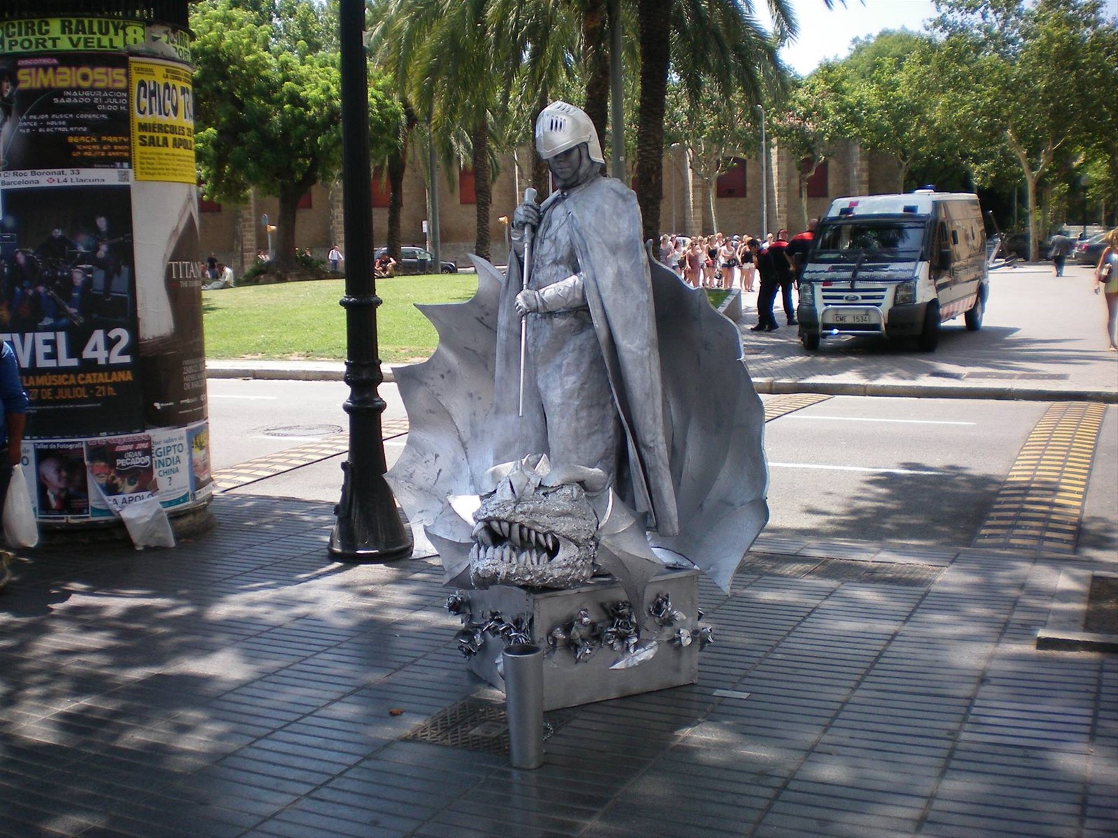 b-artista sulla rambla