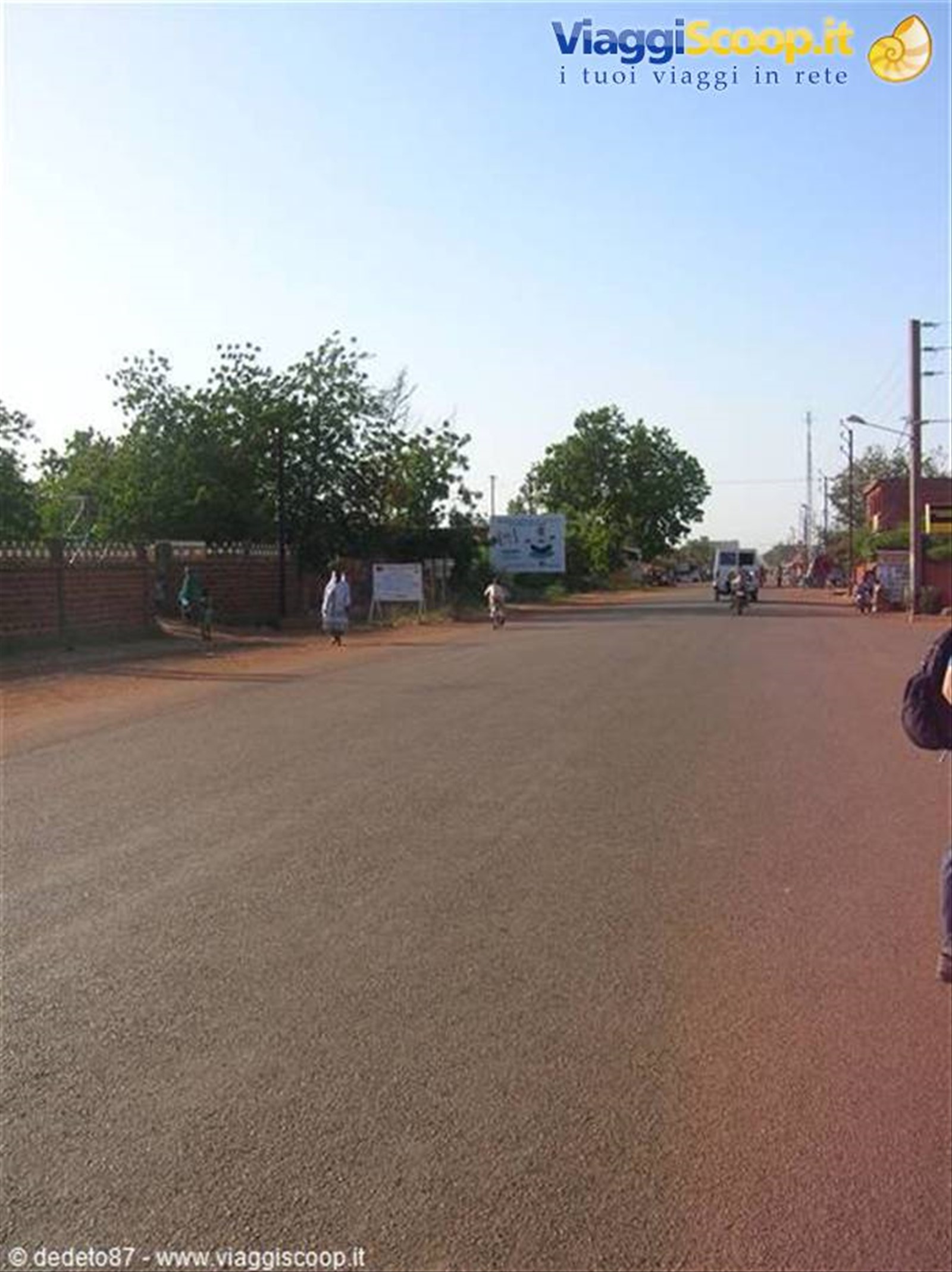 la via principale di ouahigouya