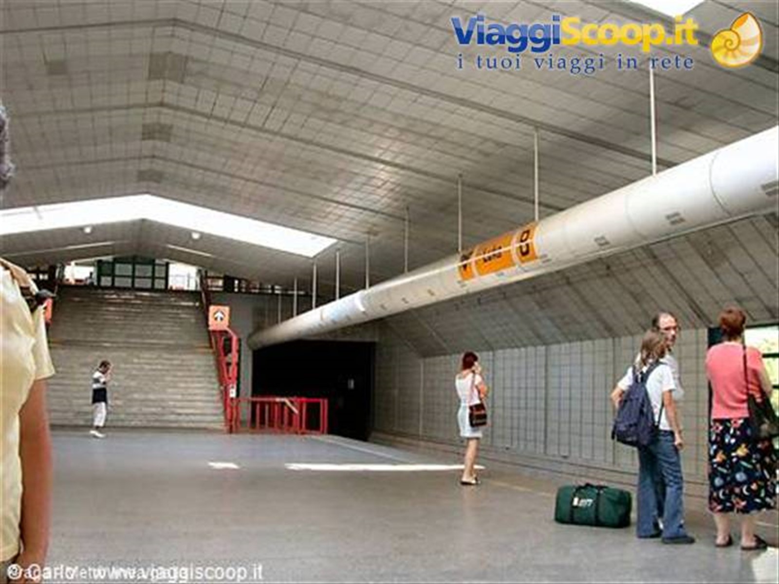 Praga - Metrò linea gialla - fermata camping - Luka