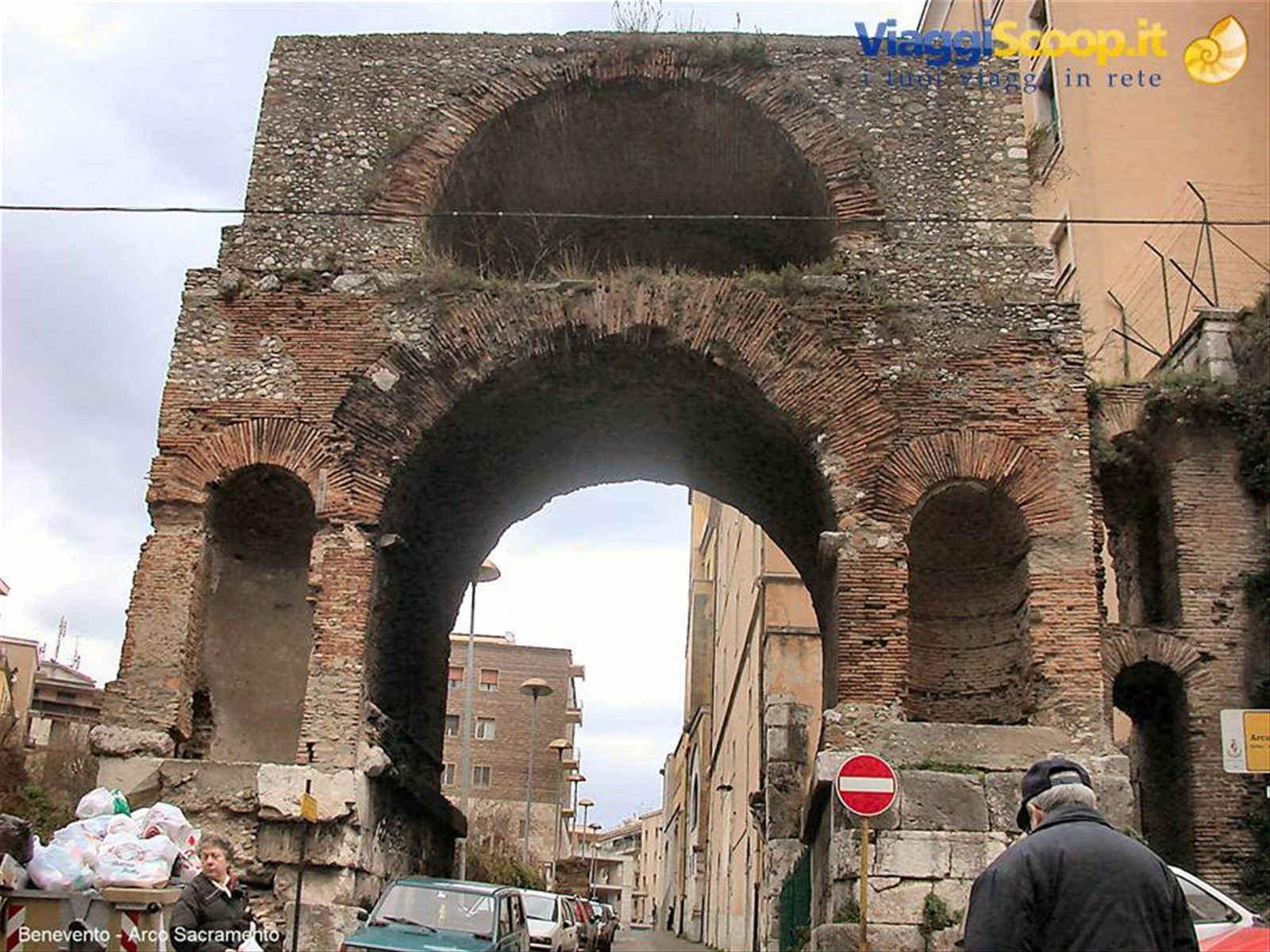 Benevento - Arco Sacramento