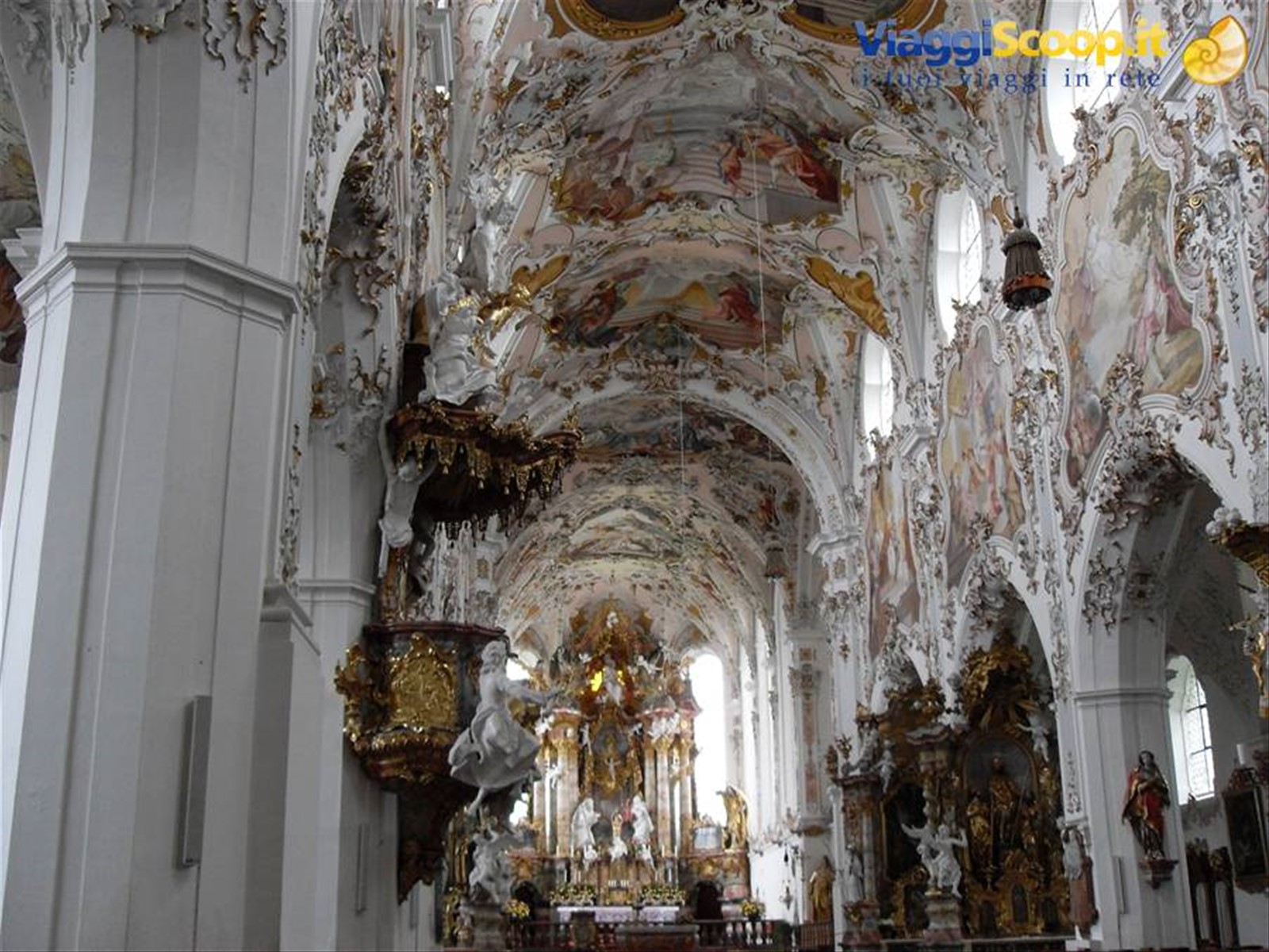 interno della chiesa di Rottenbuch