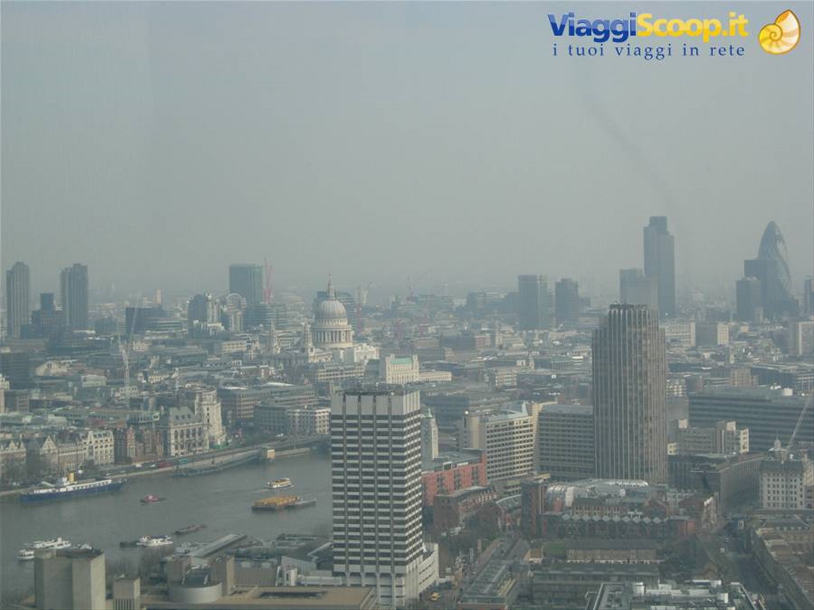 Saint Paul's Cathedral e il Swiss Re Tower
