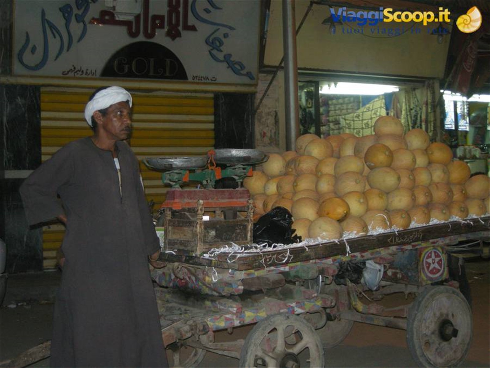 Per le vie del Cairo