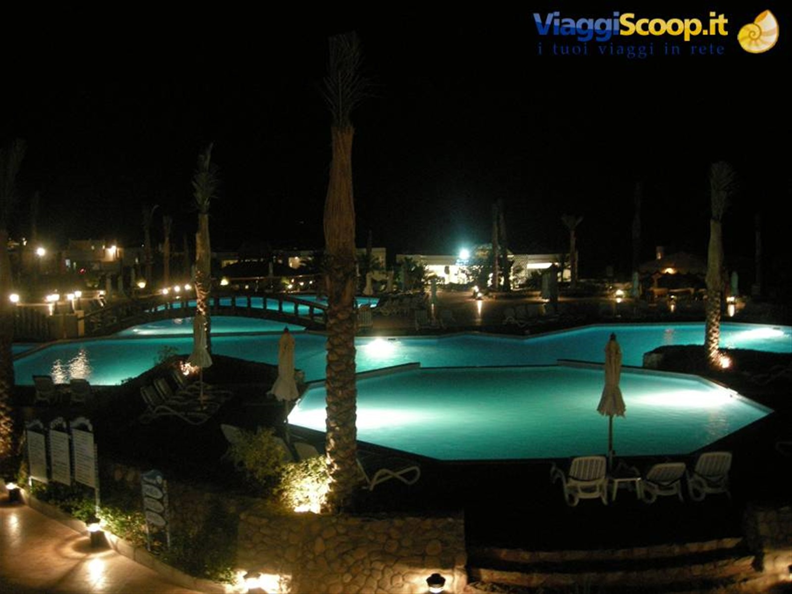 Villaggio by night