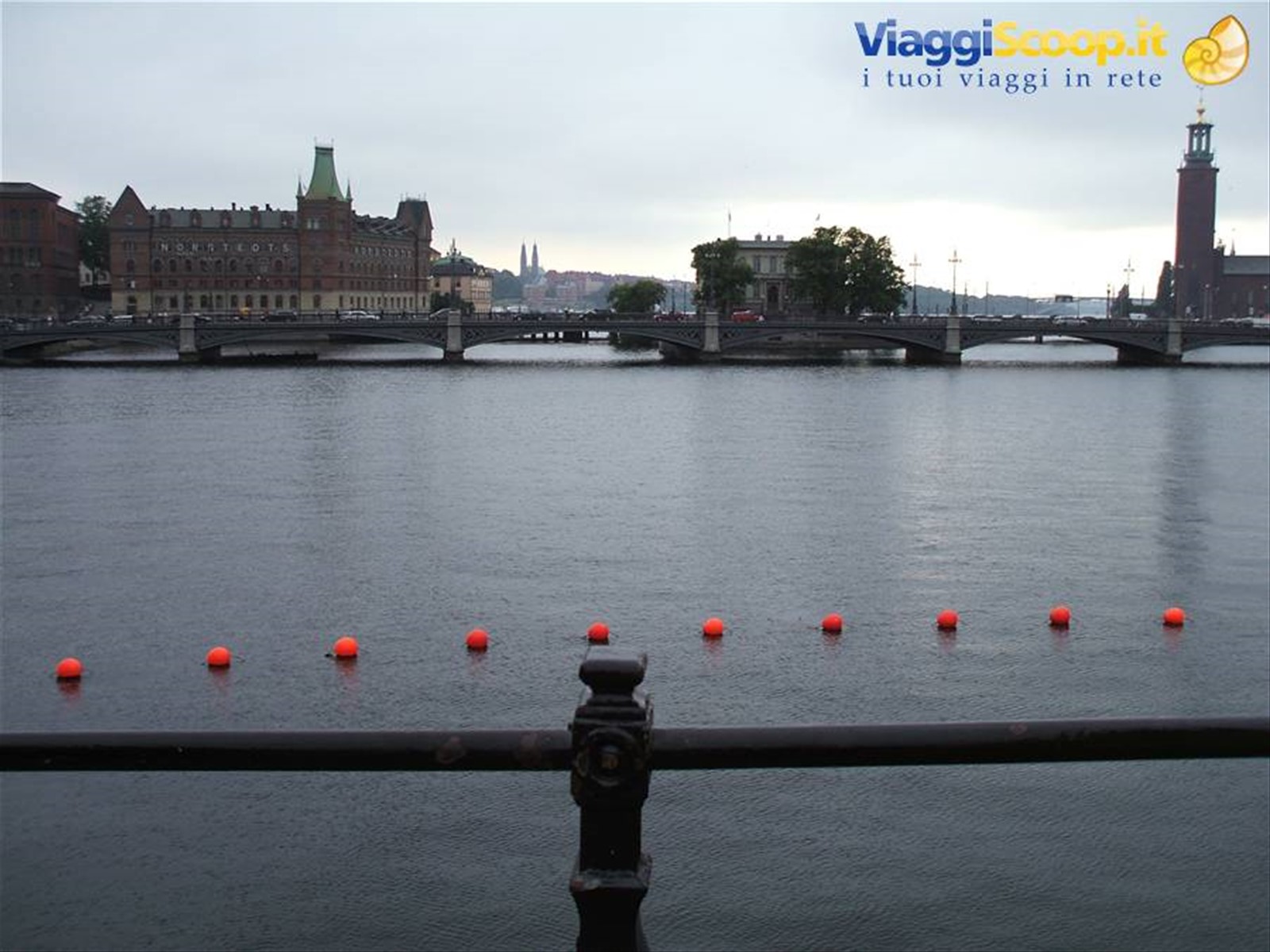 Gamla Stan, vista dal ponte accanto al Parlamento