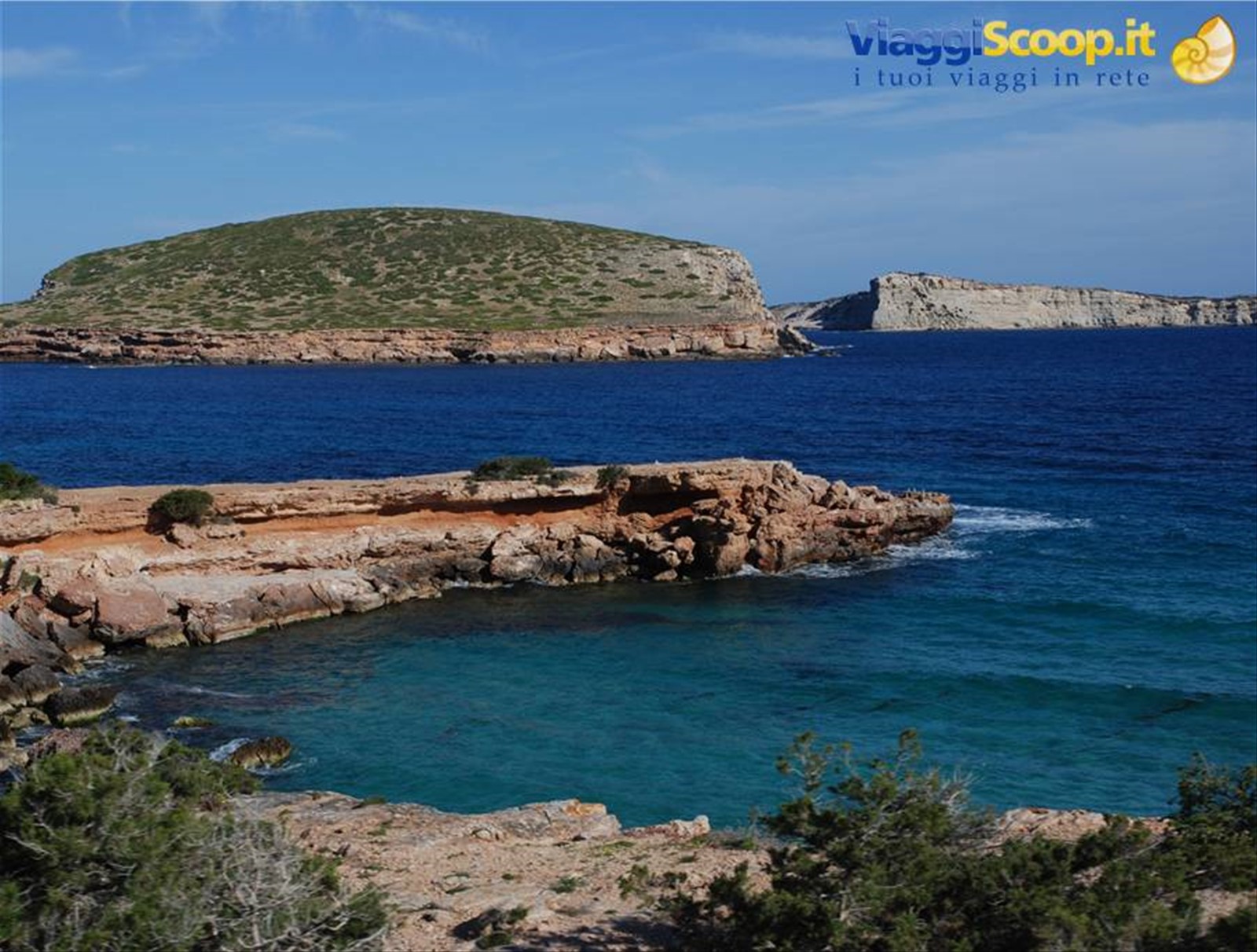 cala comte
