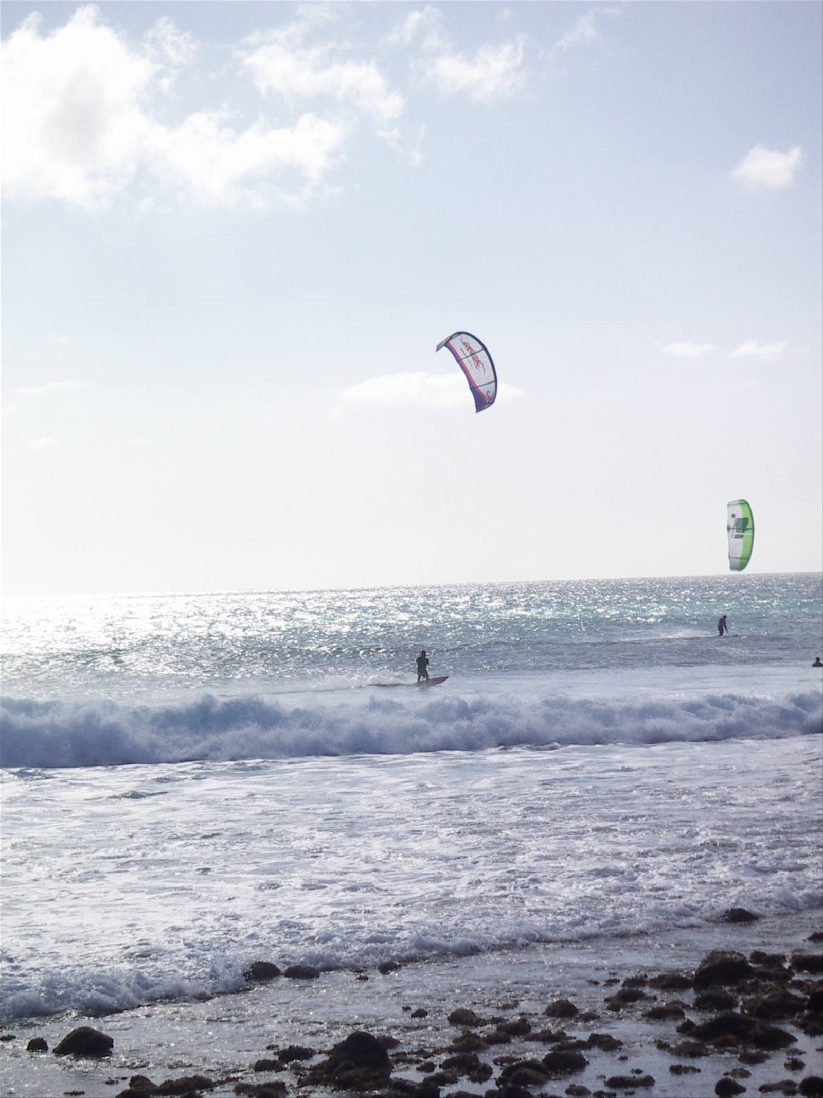 Spiaggia surfisti