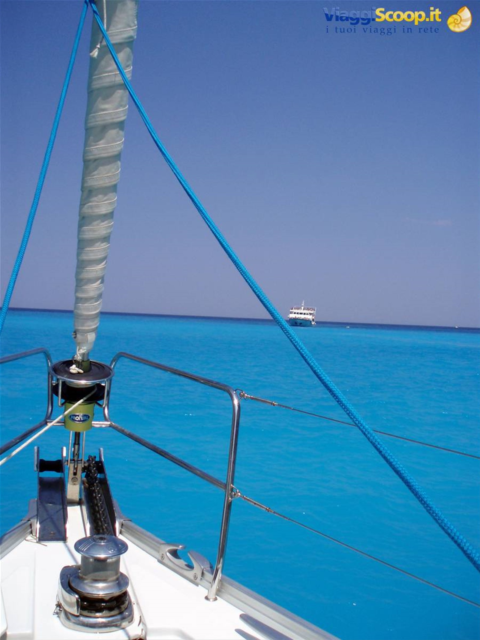 In navigazione nel mare più celeste del Mediterraneo...