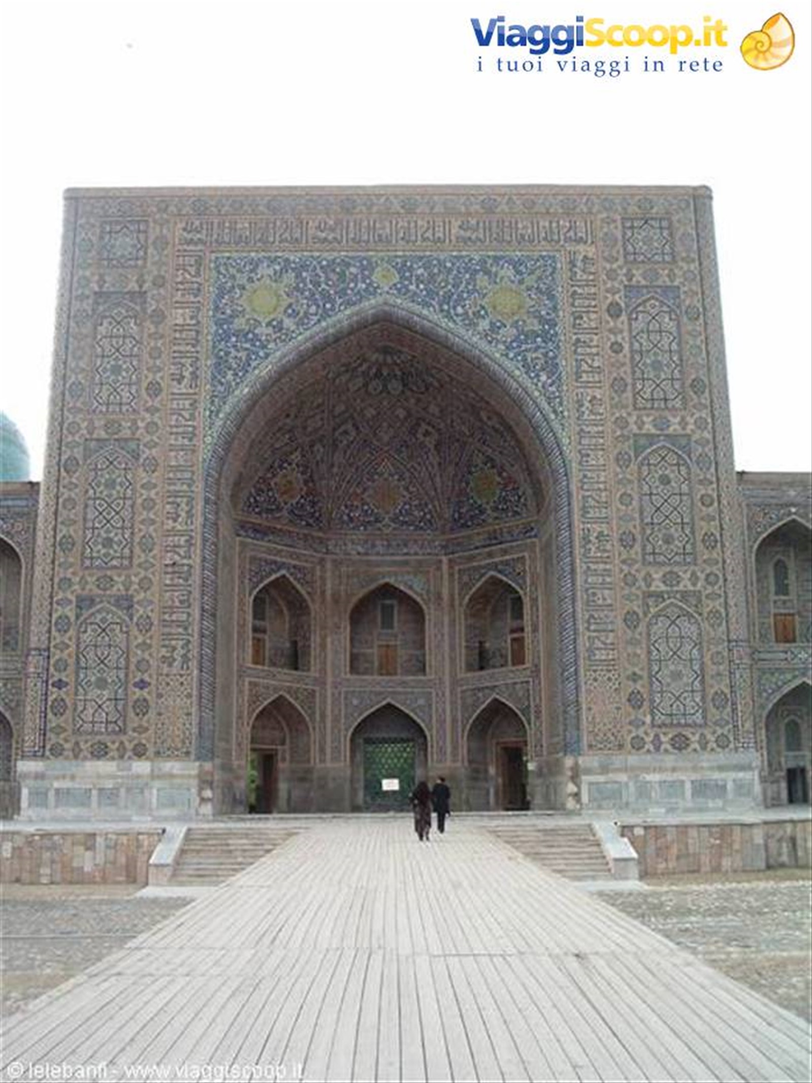 Samarcanda, Madrasa della Moschea d'oro, portale