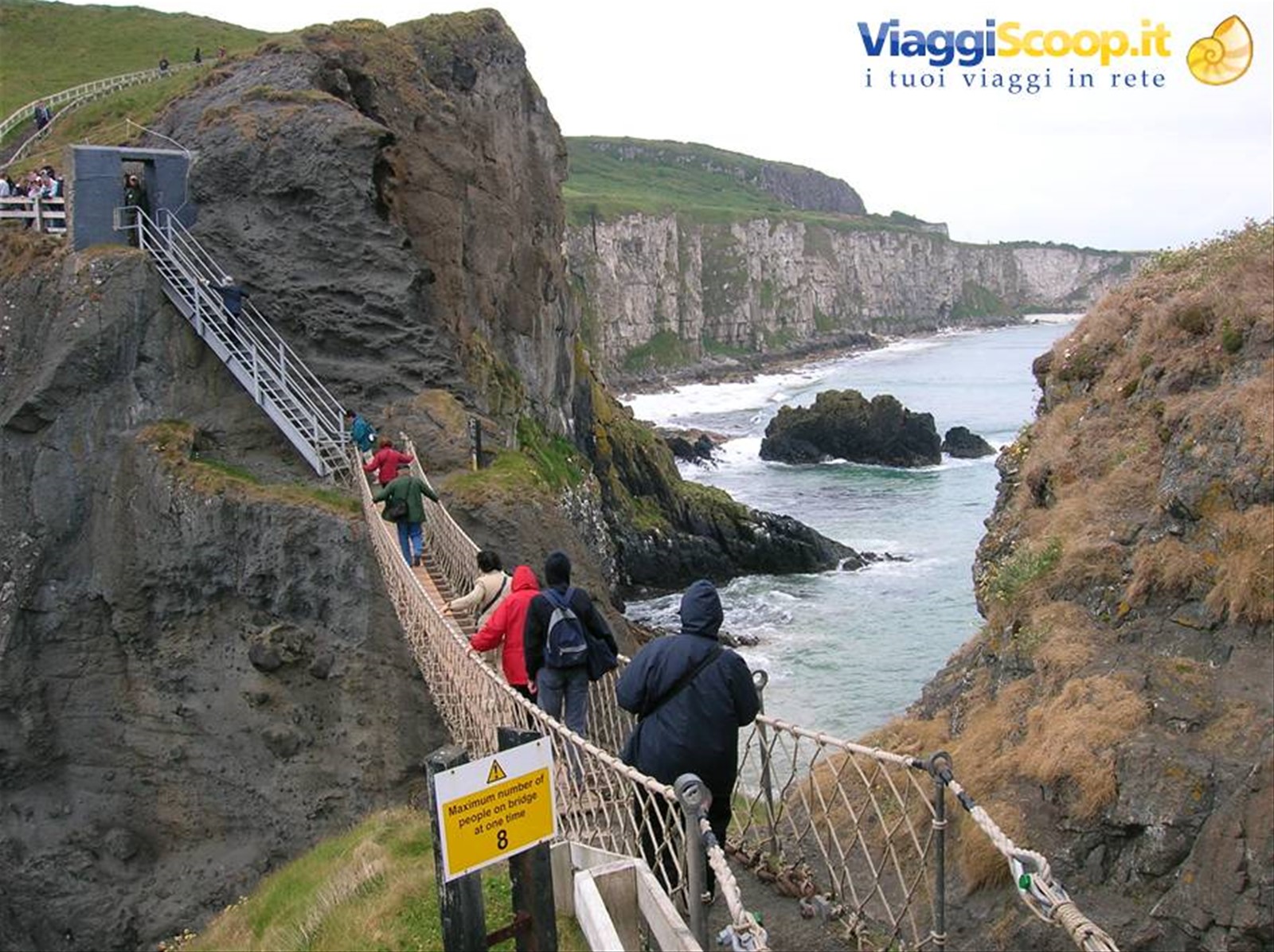 carrick-a-rede rope bridge