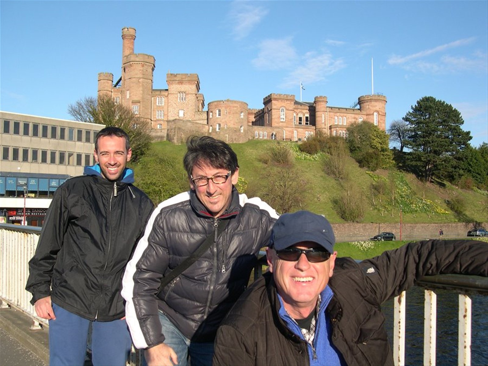 IL CASTELLO DI INVERNESS, CLAUDIO, ROBERTO E LUCIANO