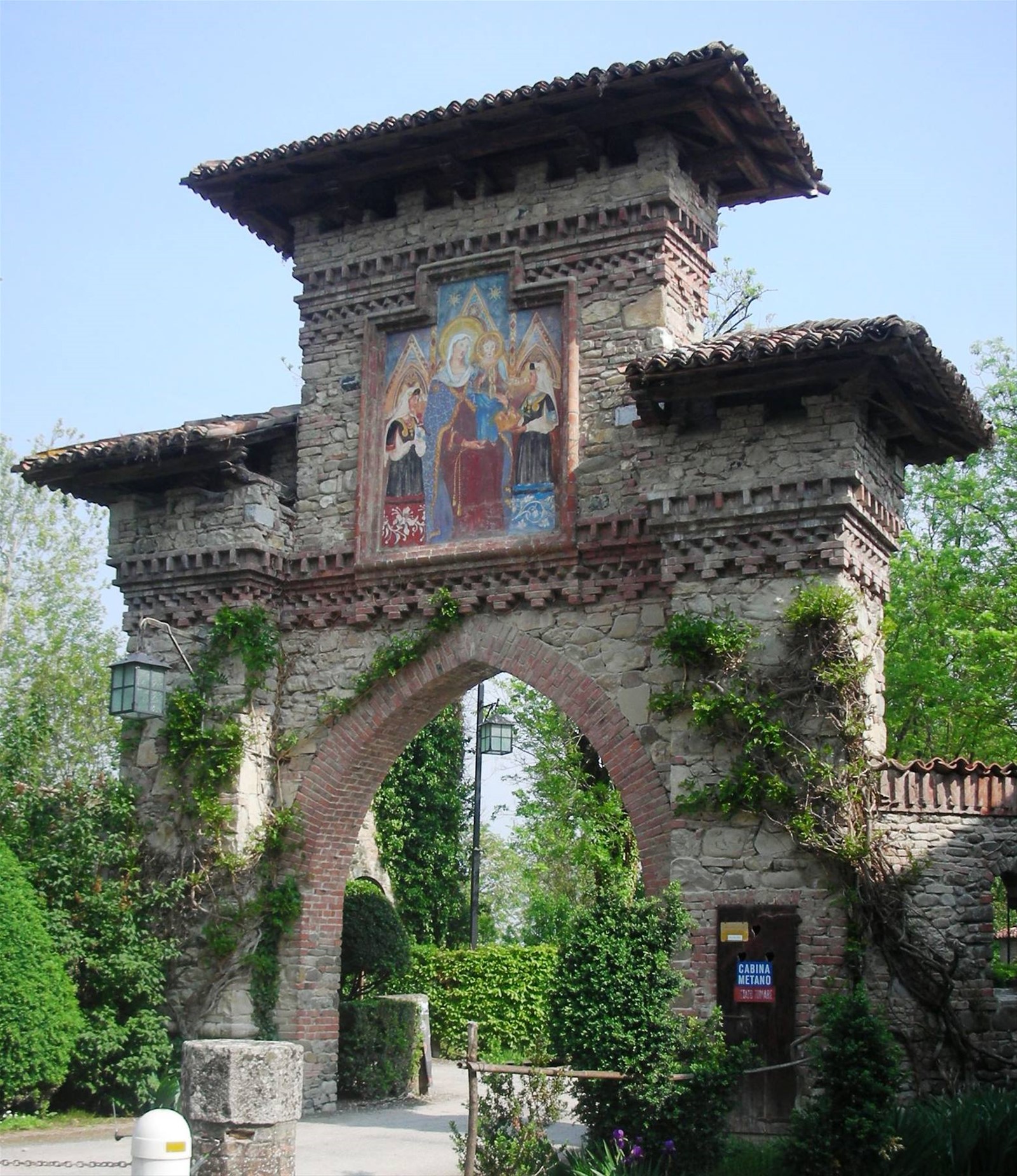 entrata al borgo