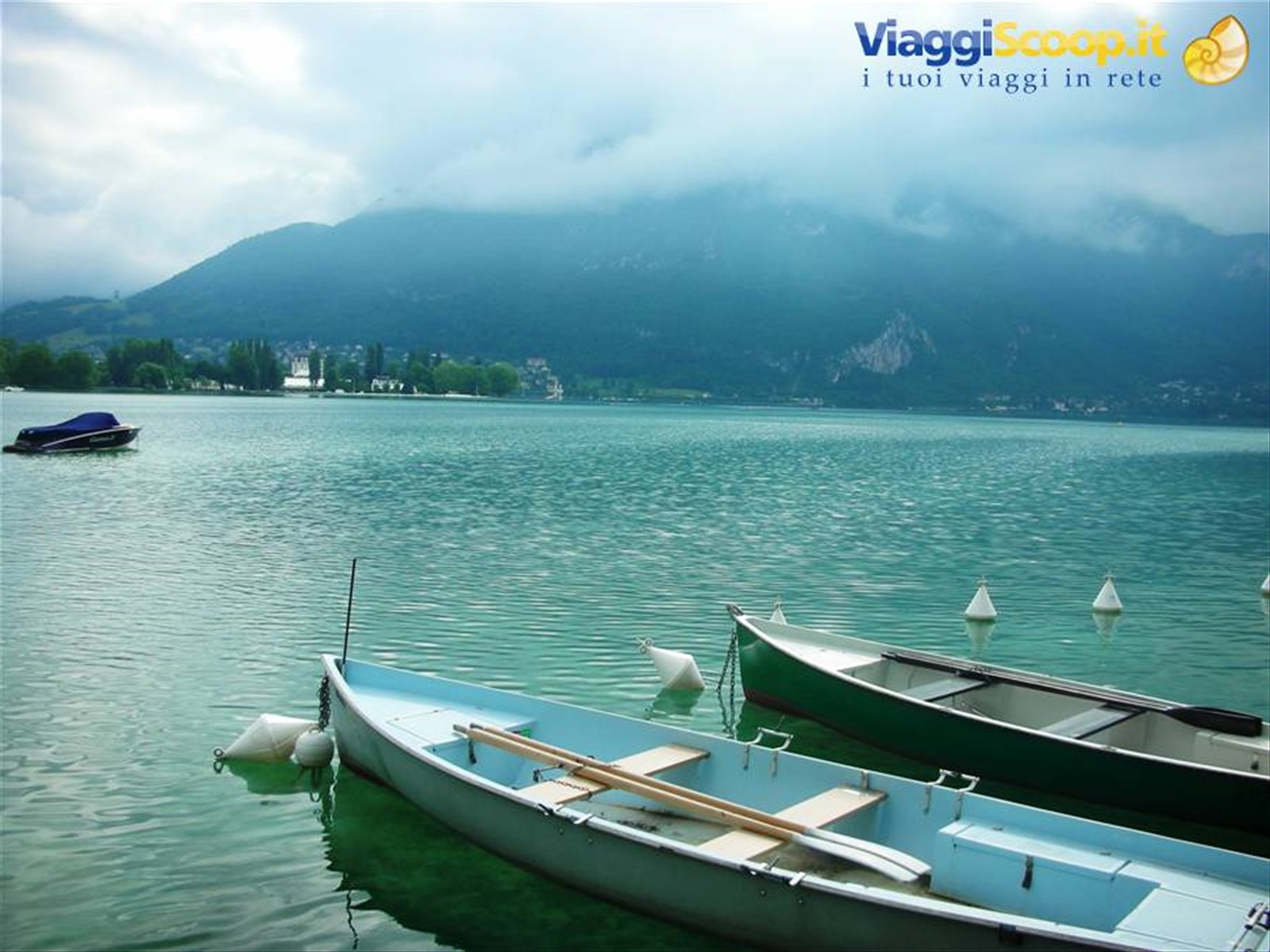 veduta lago annecy