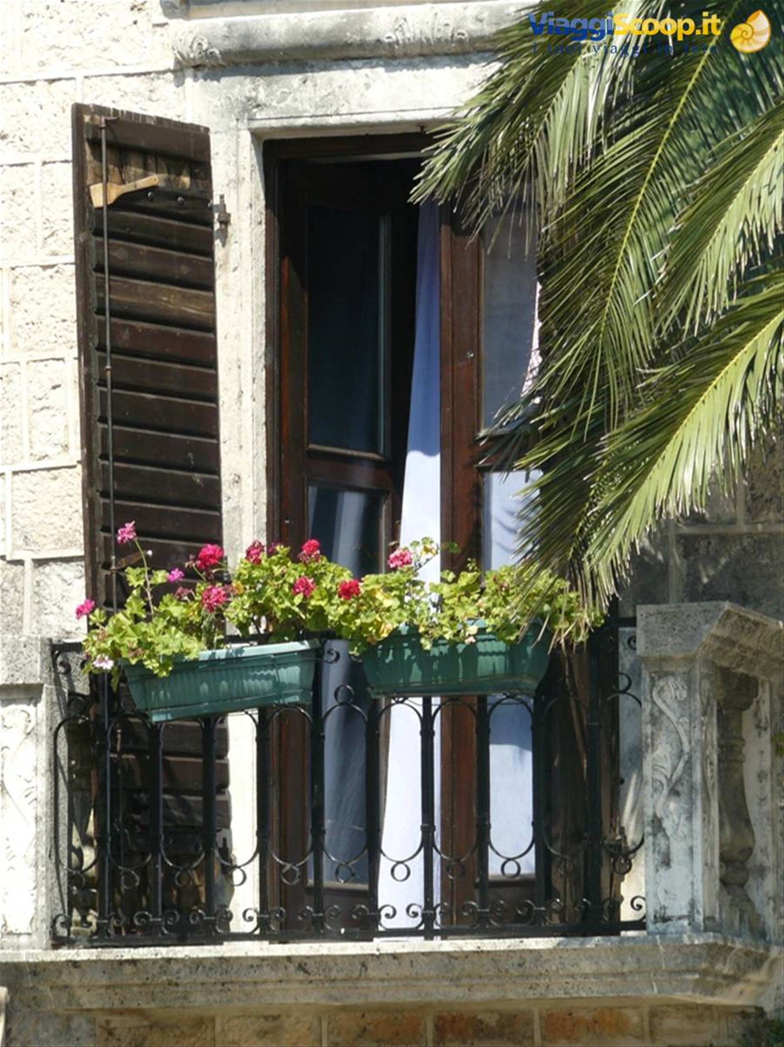 PERAST