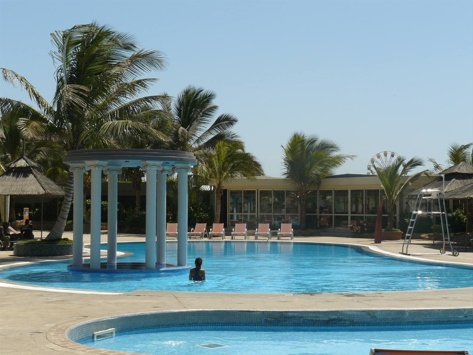Terrou-Bi - Piscina
