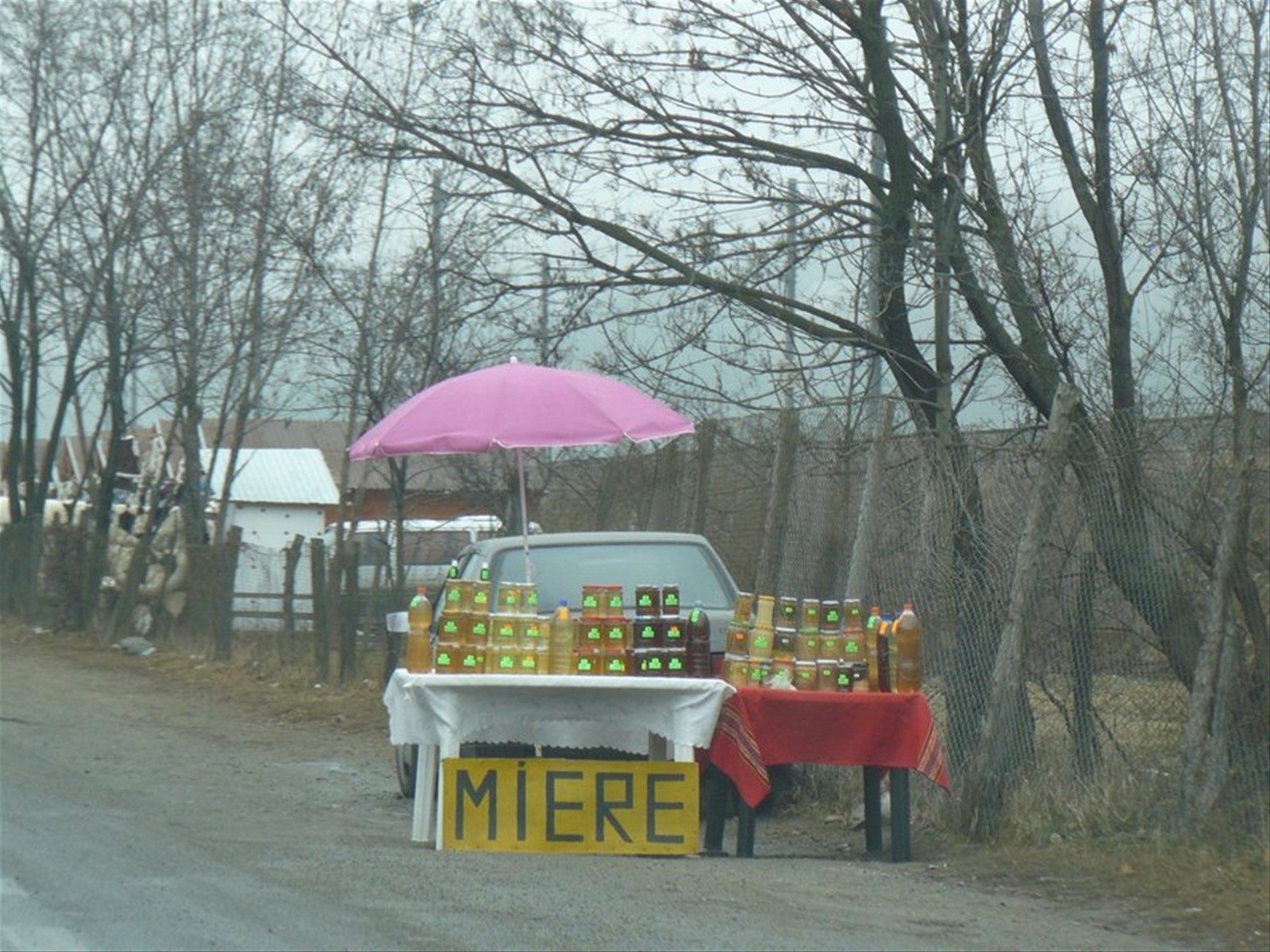 Venditori di miele sulla strada per Bucarest
