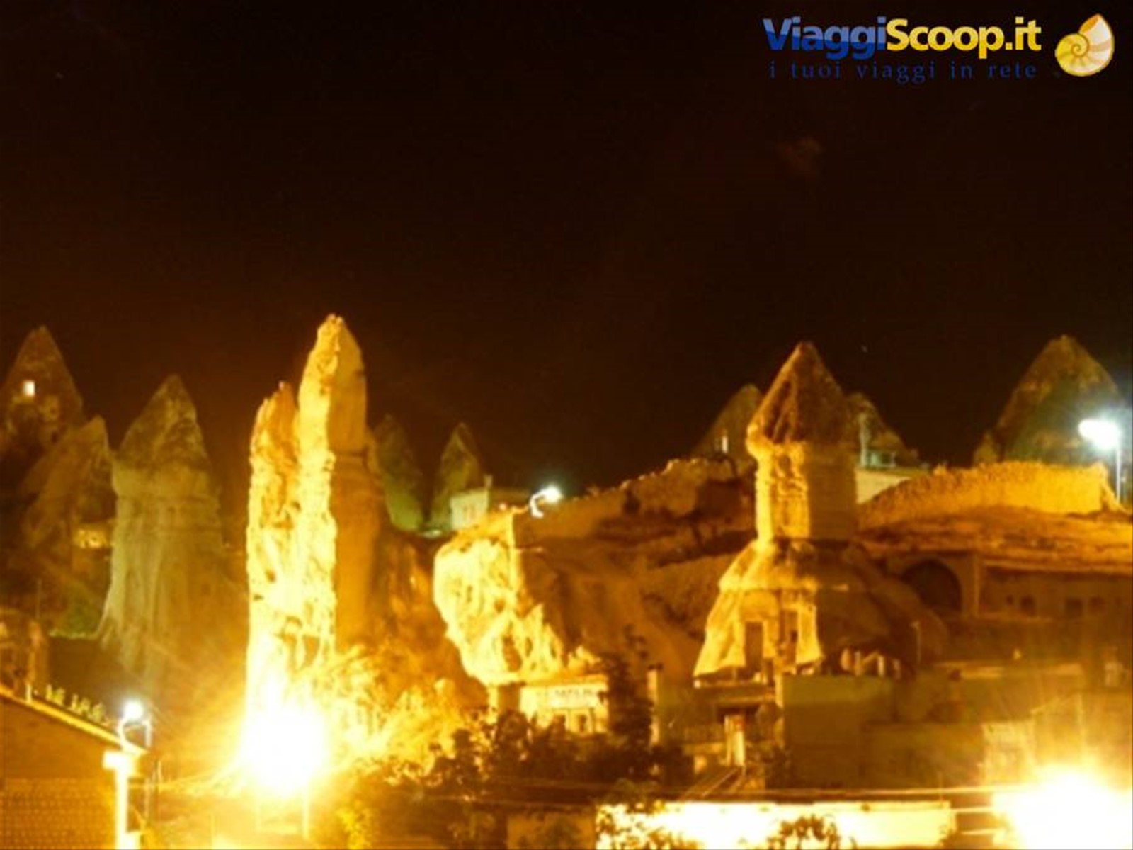 Notturno di Goreme
