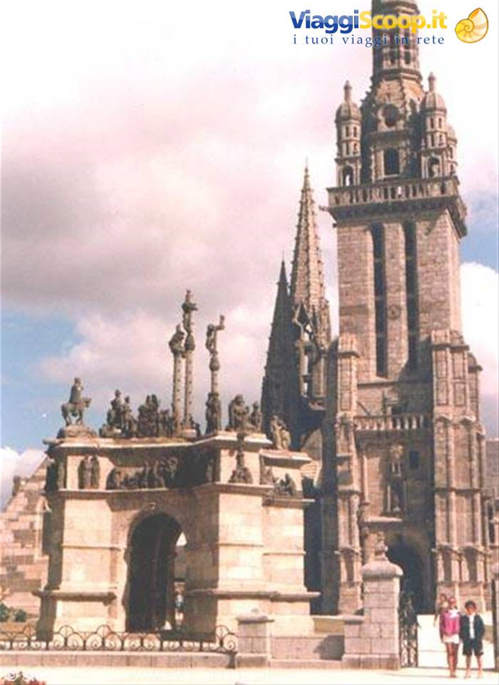 Pleyben, il calvario