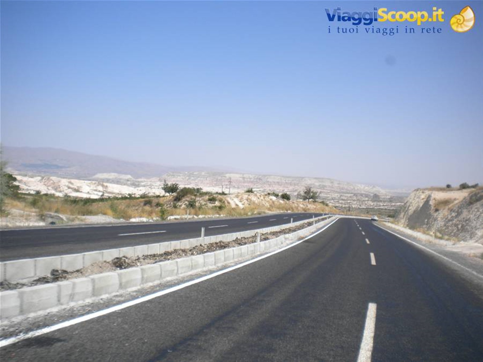 CAPADOCIA ARRIVIAMO...PAESAGGIO LUNARE