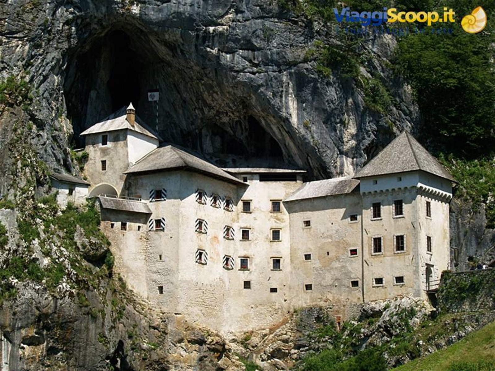 Castello di Predjama