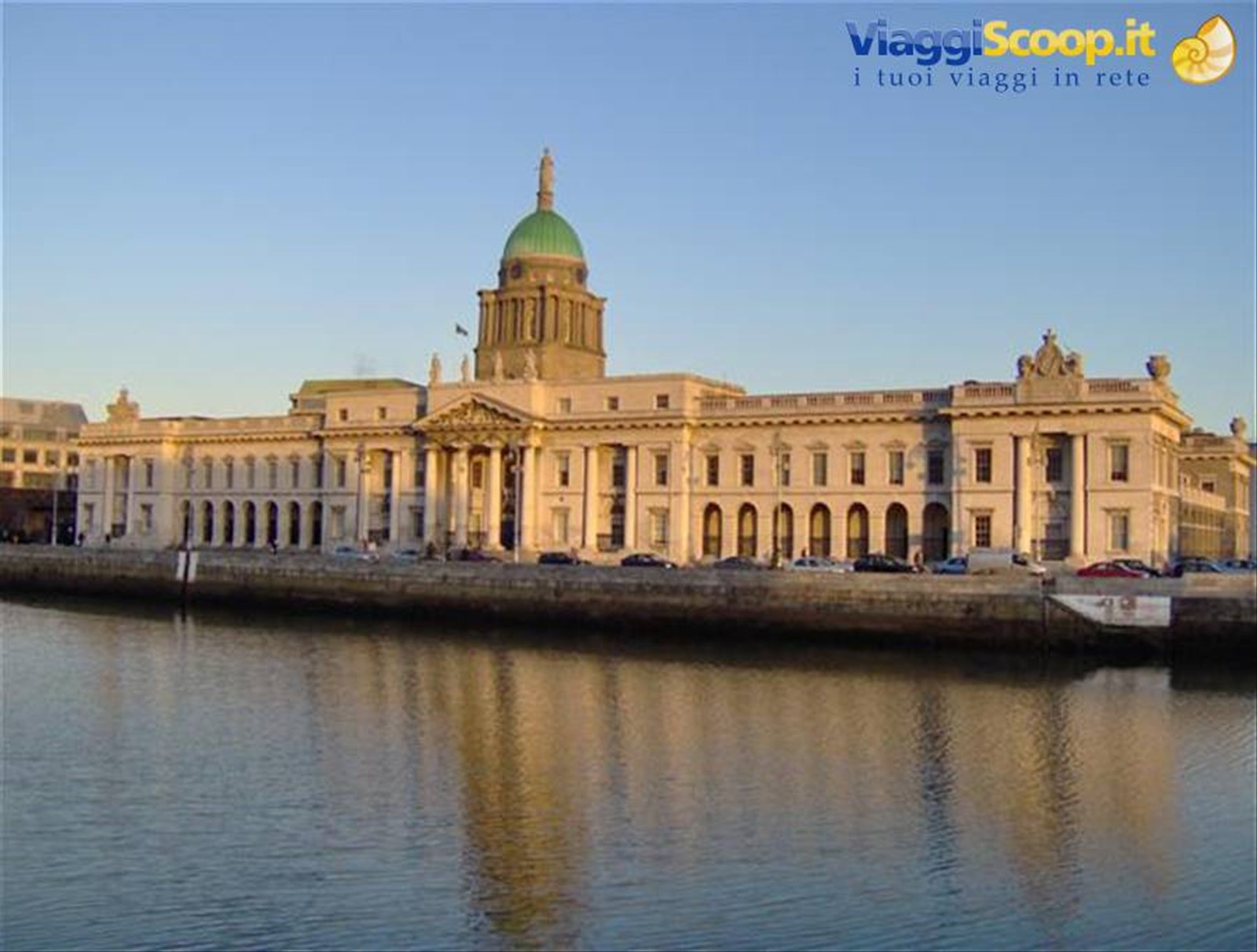 custom house