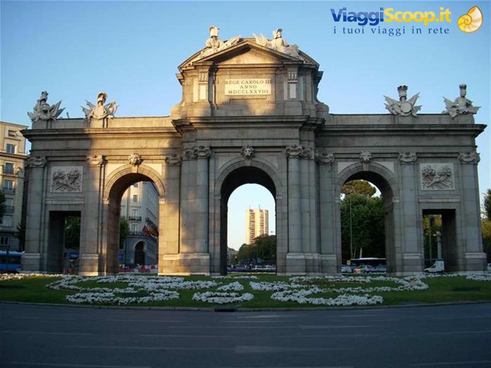 madrid puerta de alcalà