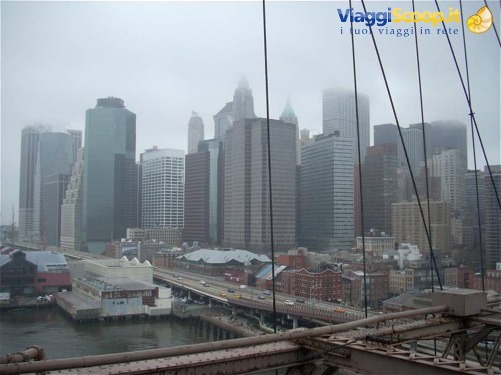 view from the brooklyn bridge