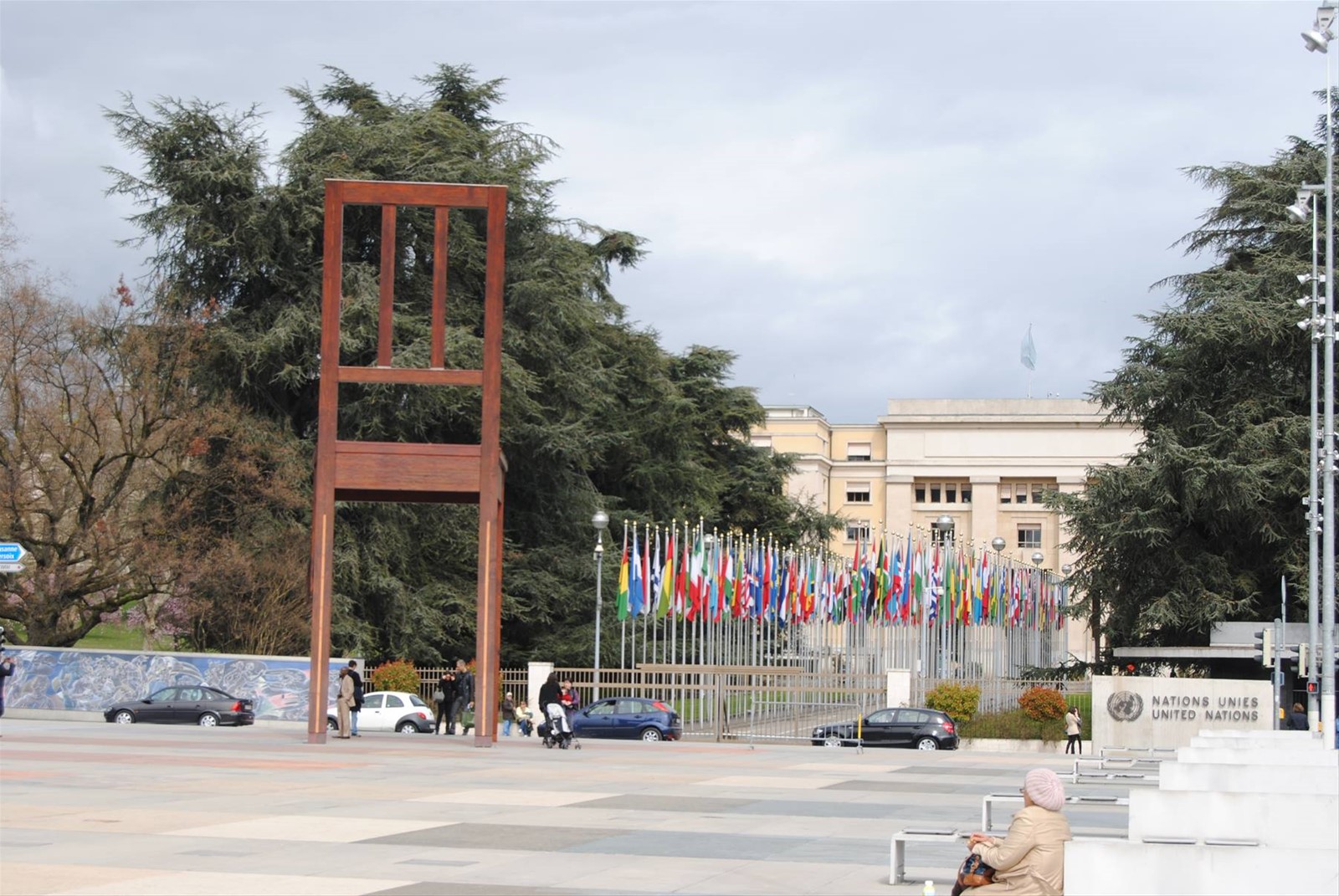 Broken chair e plazzo dell'ONU