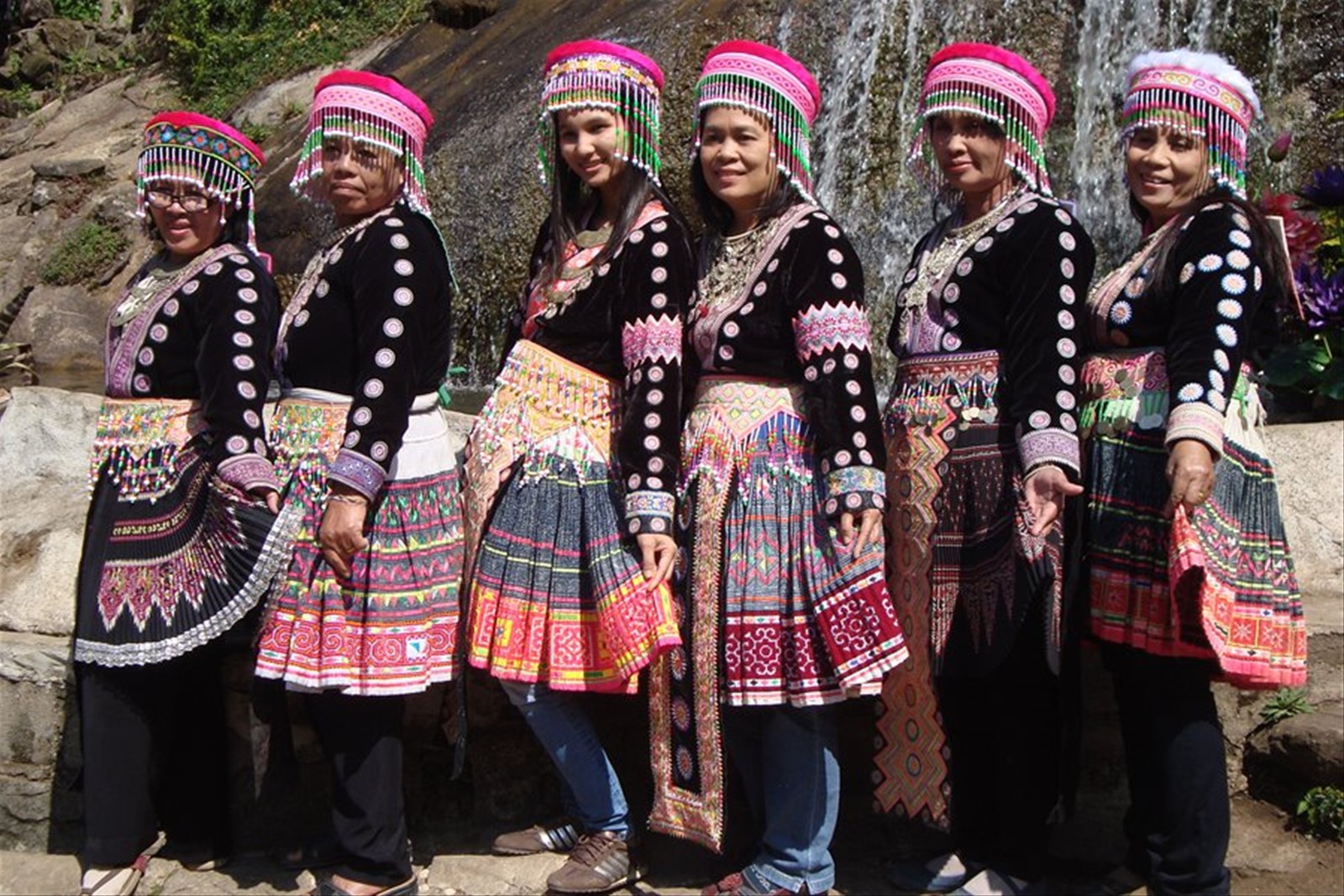Donne Hmong