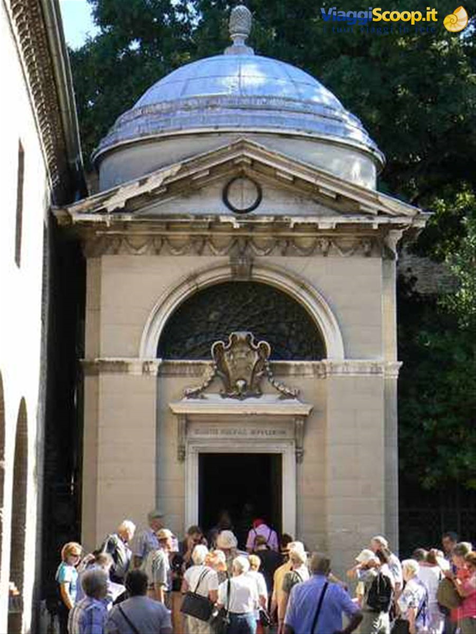 Ravenna,tomba di Dante
