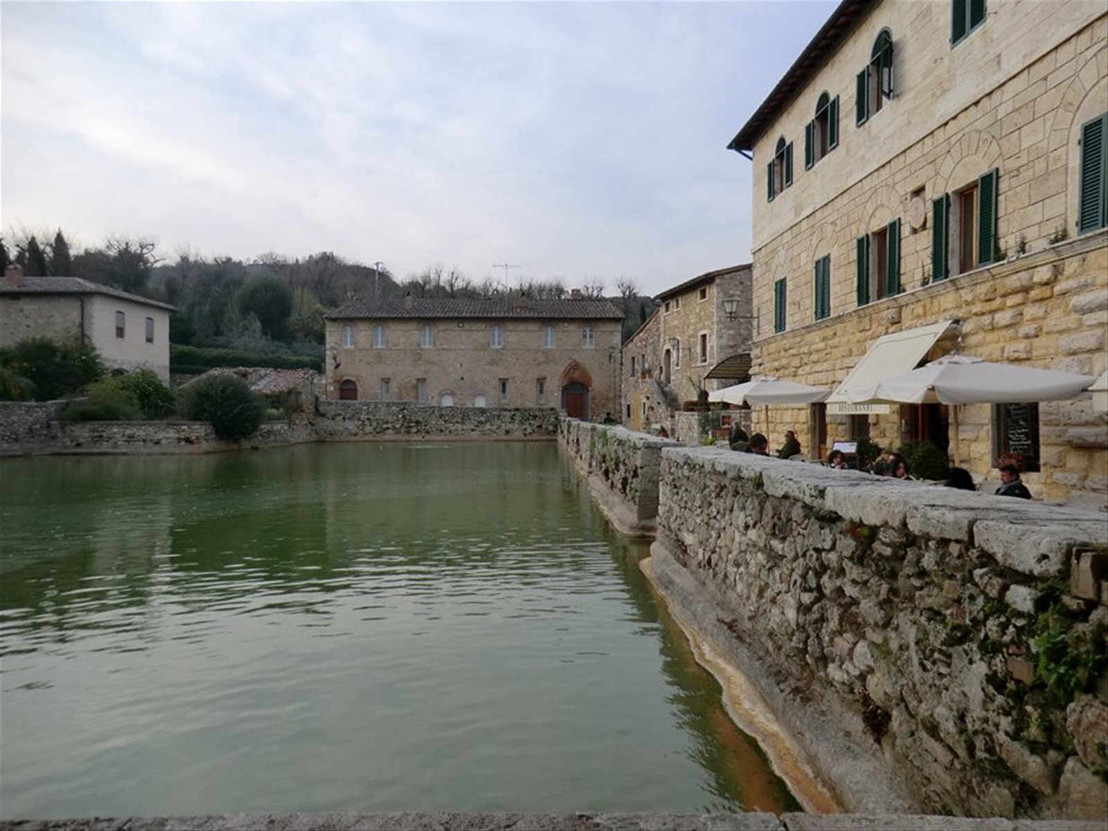 Bagno Vignoni, piscina termale