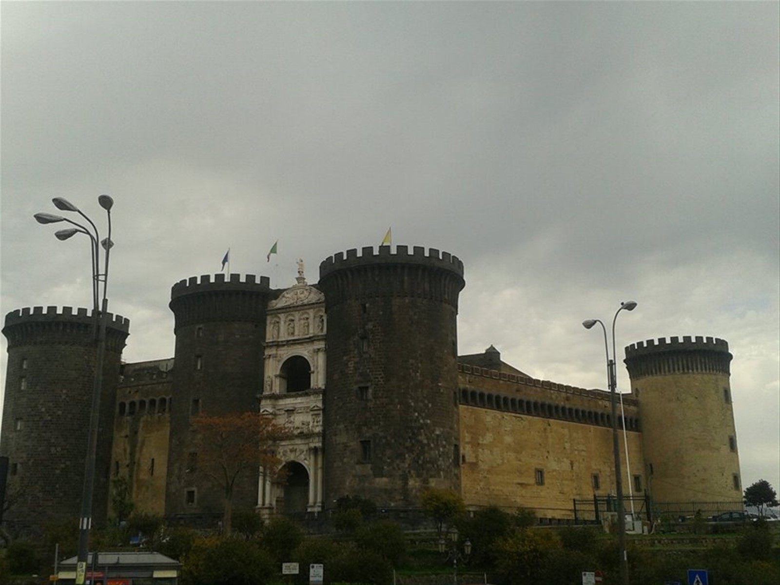 NAPOLI - Maschio Angioino