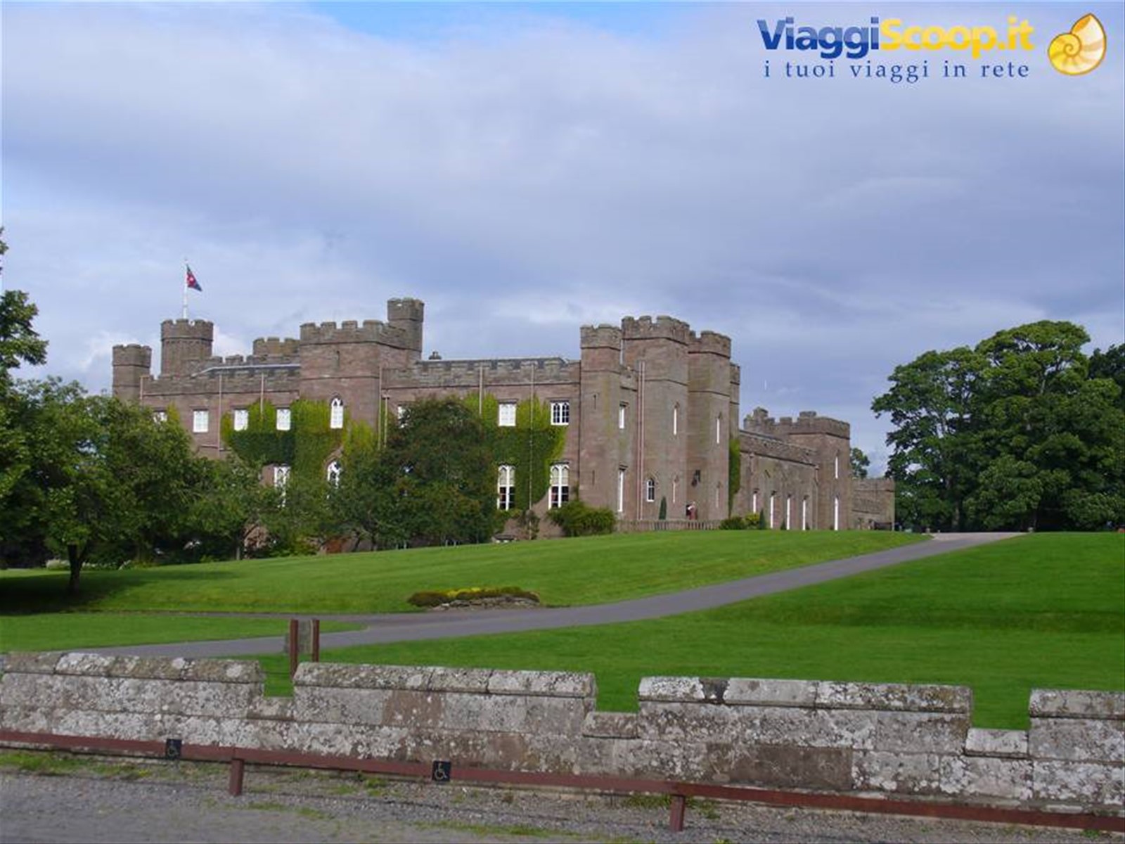 SCONE PALACE