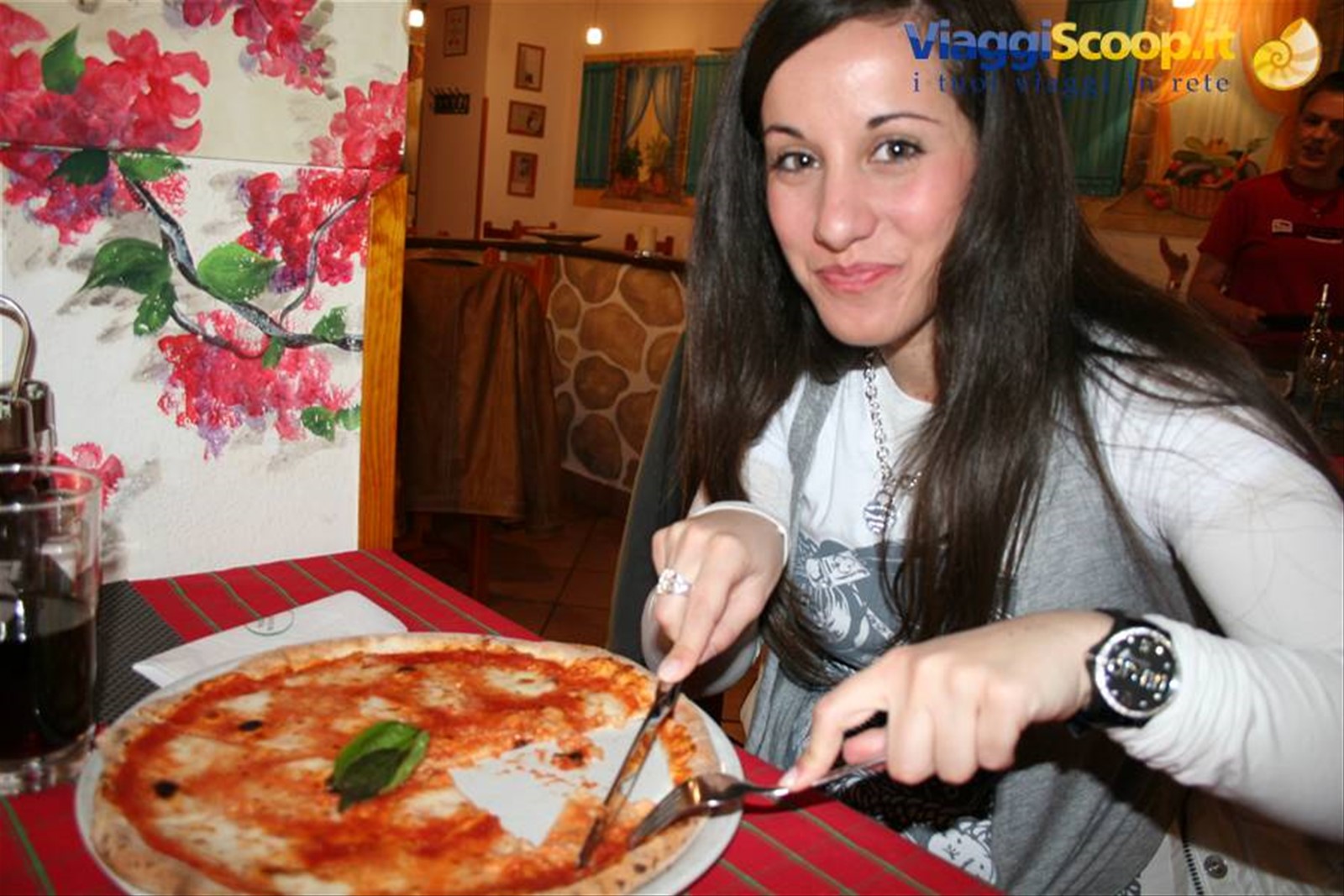 "RISTORANTE RUGANTINO"....PIZZA OTTIMA!!!!