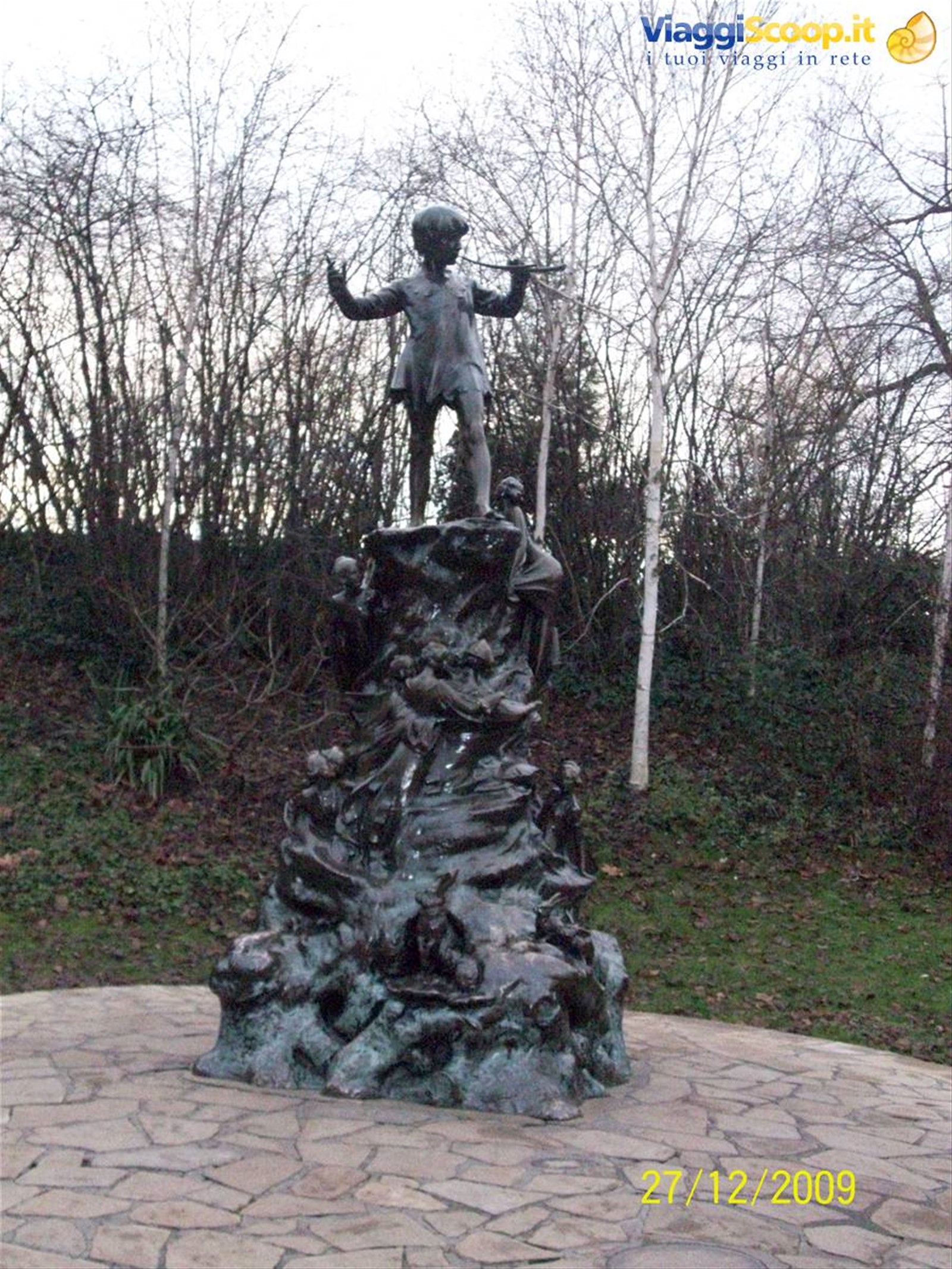 Londra - statua di Peter Pan in Kensington Gardens