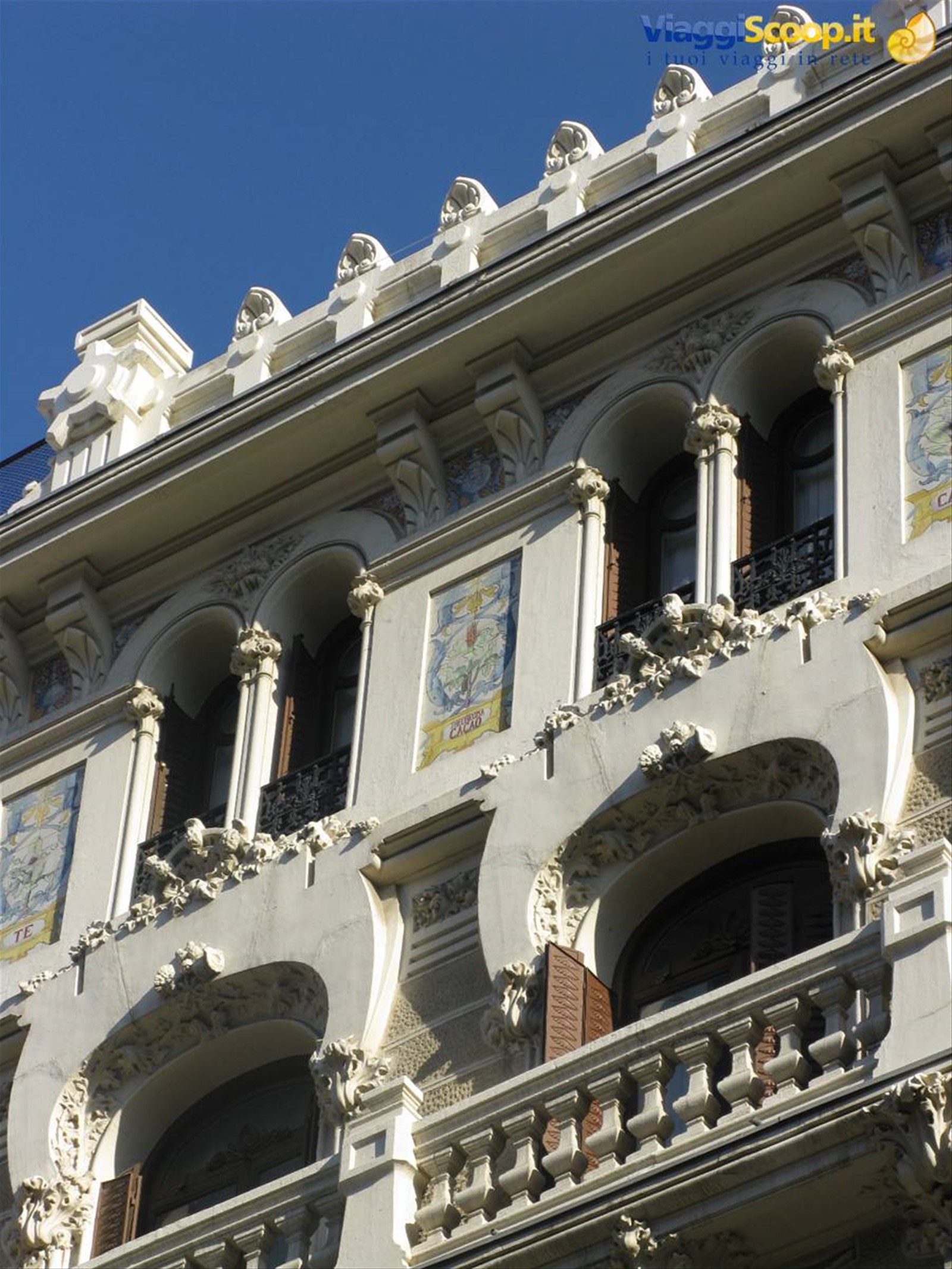 particolari di un palazzo
