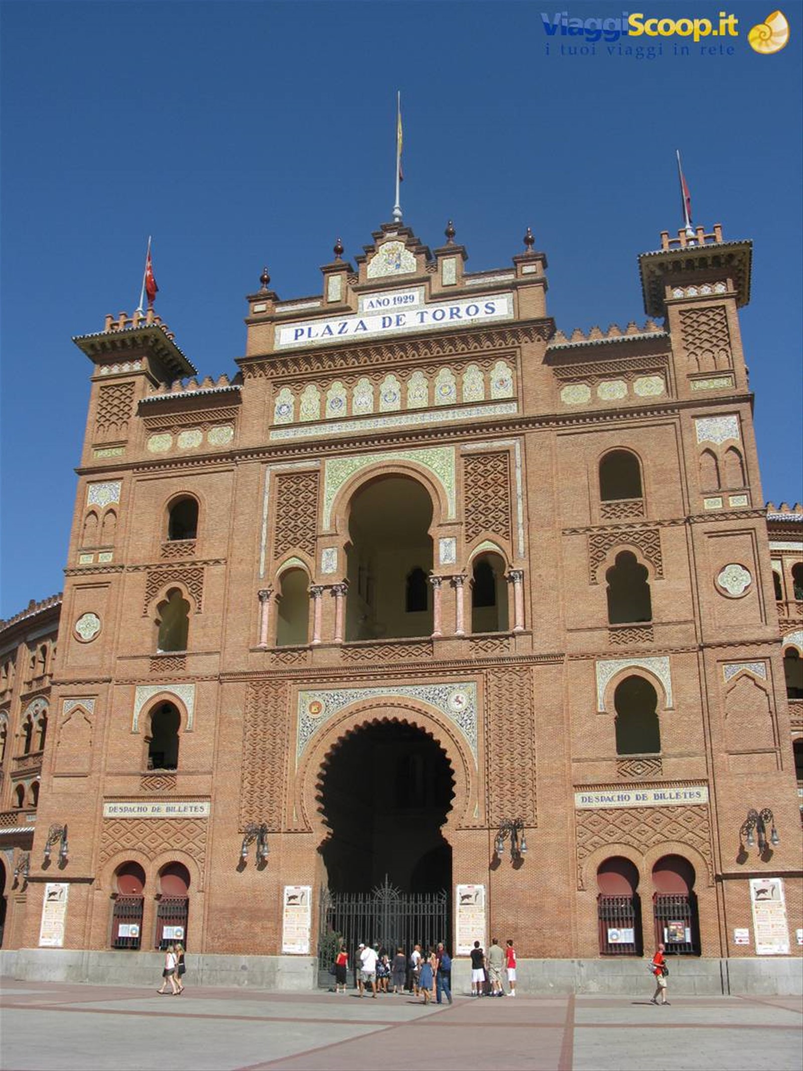 Plaza del Toro, la Corrida dall'esterno