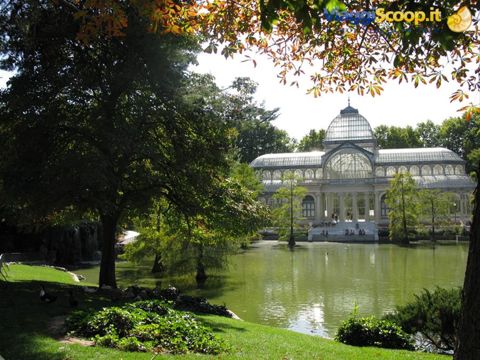 Palazzo di vetro al parco del Buon Ritiro