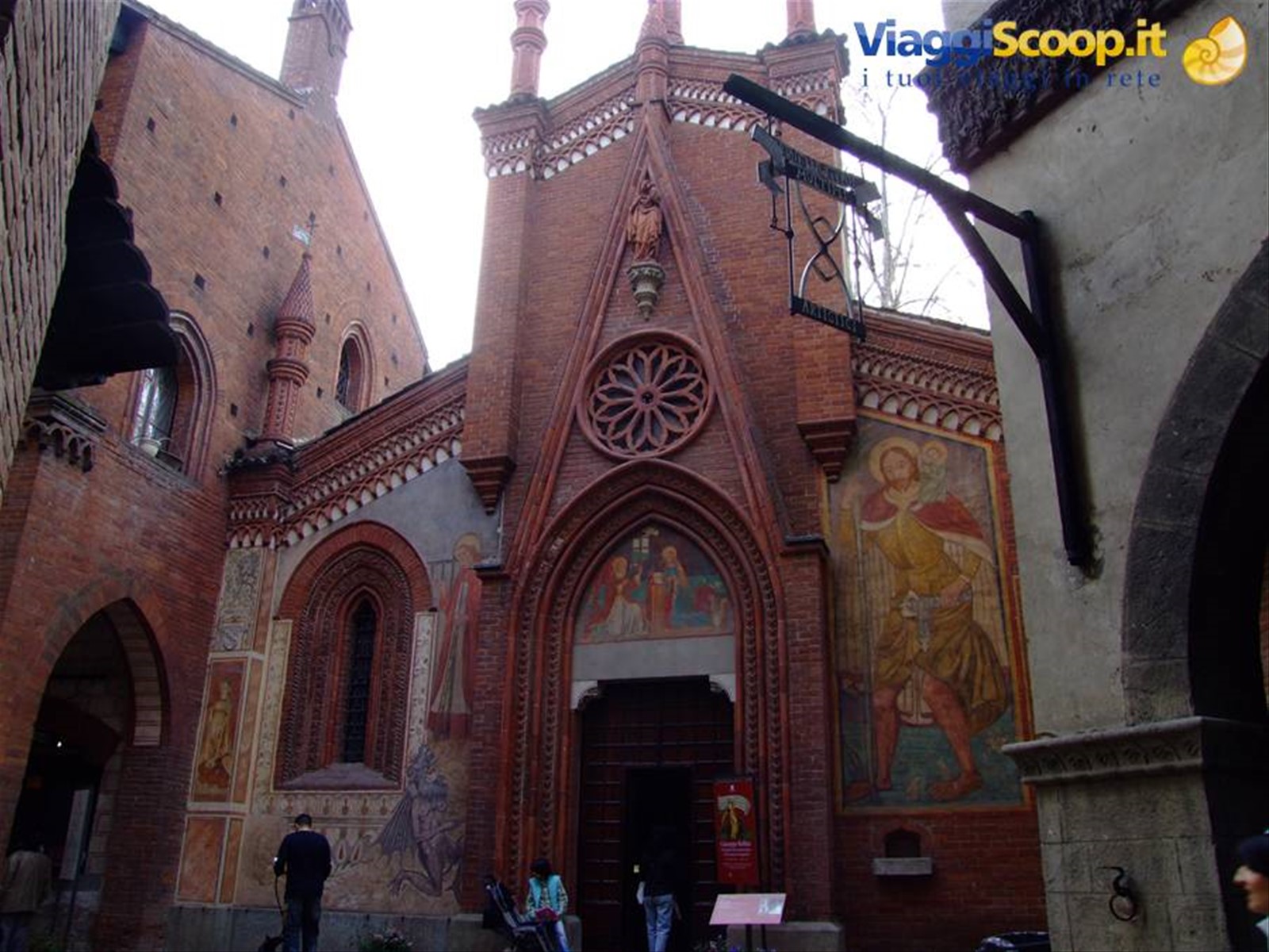 Parco del Valentino - Chiesa interno Borgo Medievale