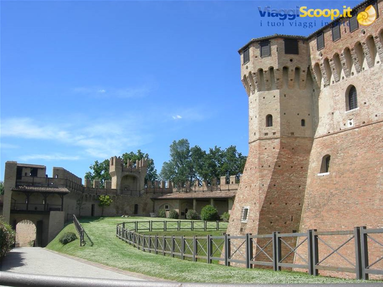 castello di gradara