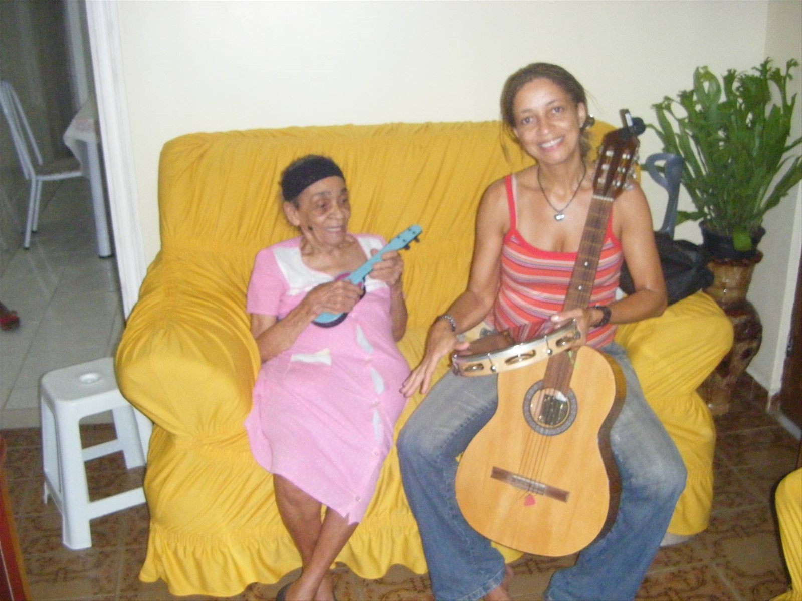 Bahiana ultracentenaria al mandolino