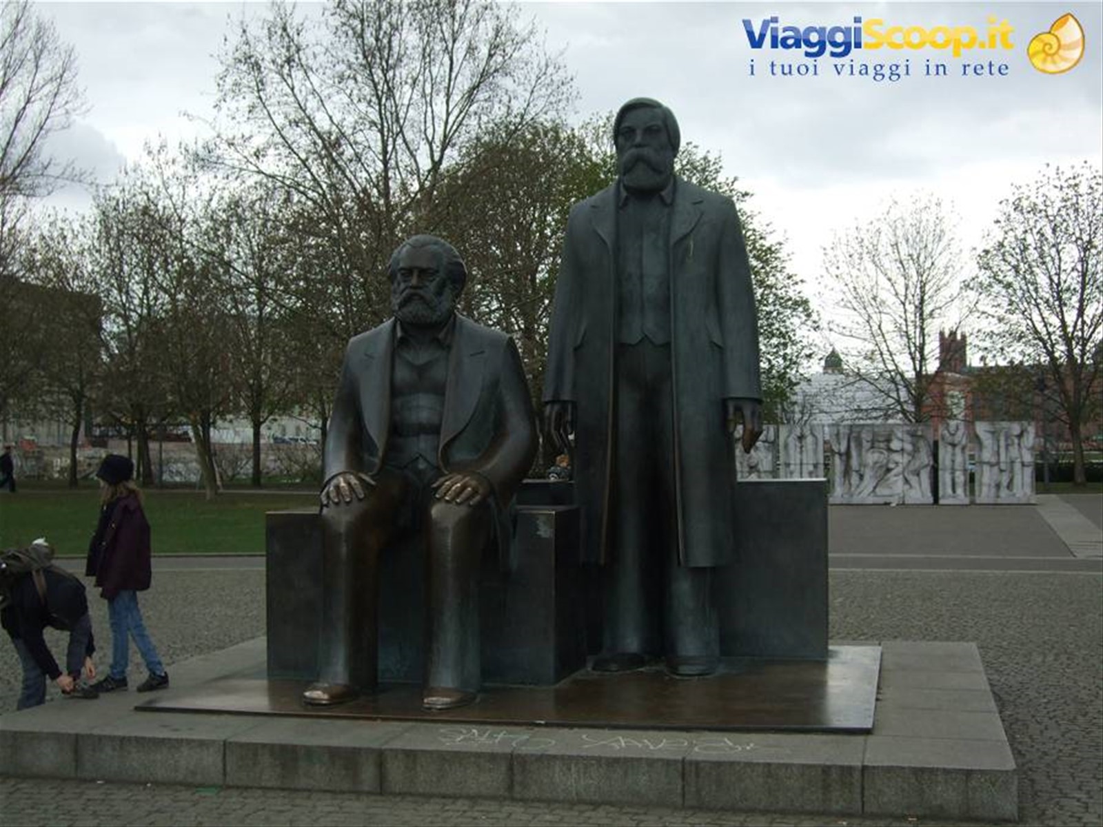 Berlino - Marx ed Hegel