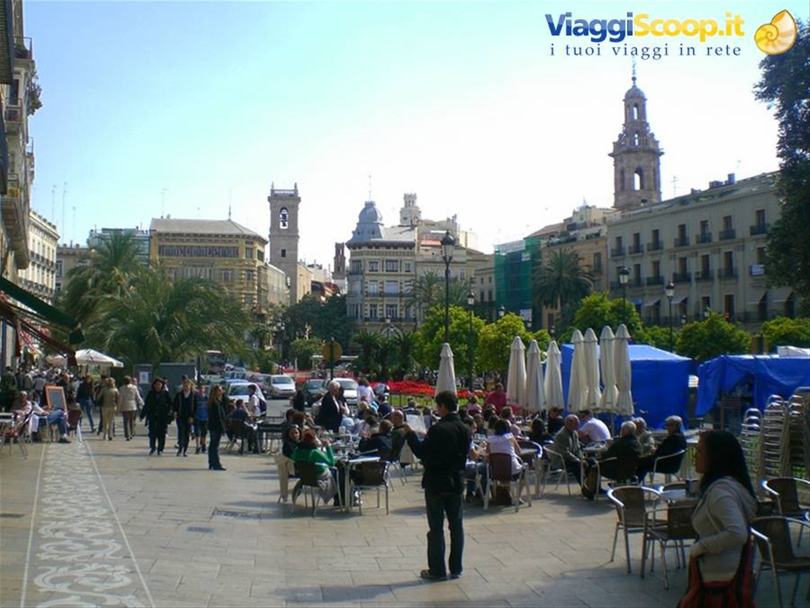 Piazza de la Reina