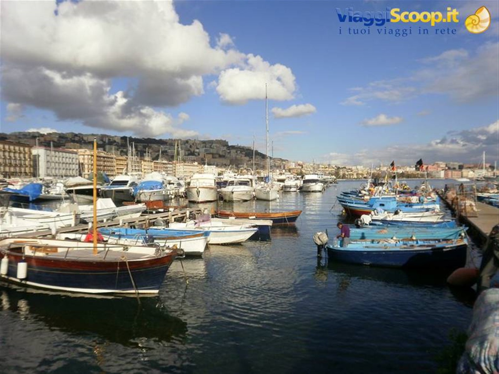 Mergellina vista sul golfo