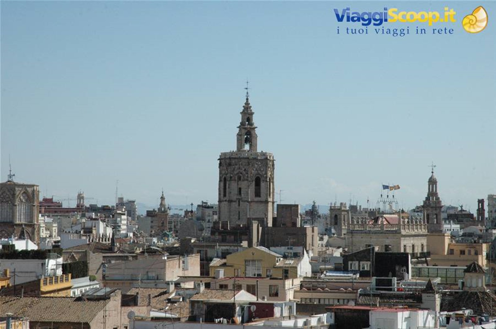 Il Miguelete visto dalle Torres de Serranos