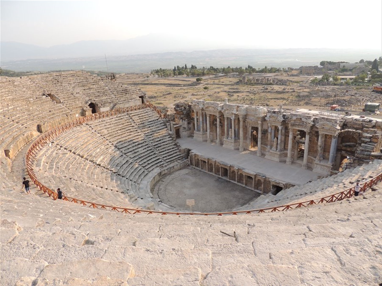 Pamukkale - la città di Hierapolis - il Teatro