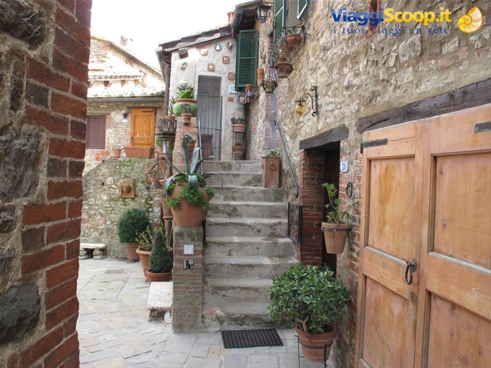 il borgo di San Gusmè